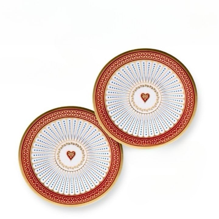 WEDGWOOD Harlequin Queen Of Hearts Dessert Plate Set Of 2 With Box Rare: WEDGWOOD Harlequin Queen Of Hearts Dessert Plate Set Of 2 With Box Rare Item Specifics: Brand: Wedgwood Primary Material: Porcelain & Pottery Type: NA Country: Japan Original/Reproduction: Original Ma