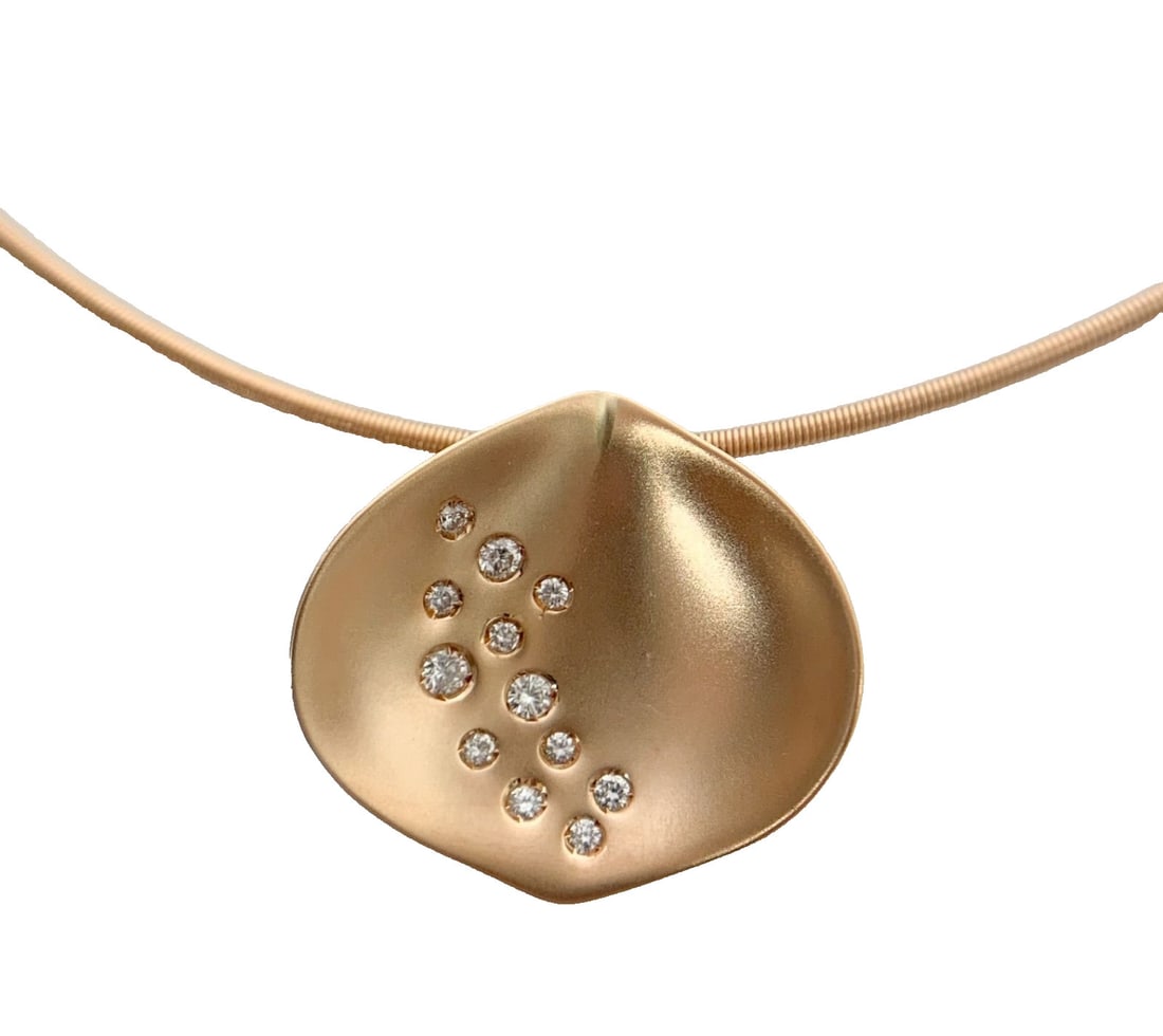 Italian Designer Yellow Rose Gold Diamond Leaf 18k Koesis Necklace: Italian Designer Yellow Rose Gold Diamond Leaf 18k Koesis Necklace Item Specifics: Pendant Shape: Leaf Number Of Diamonds: 12 Occasion: Anniversary Birthday Christening Christmas Confirmation/Communio