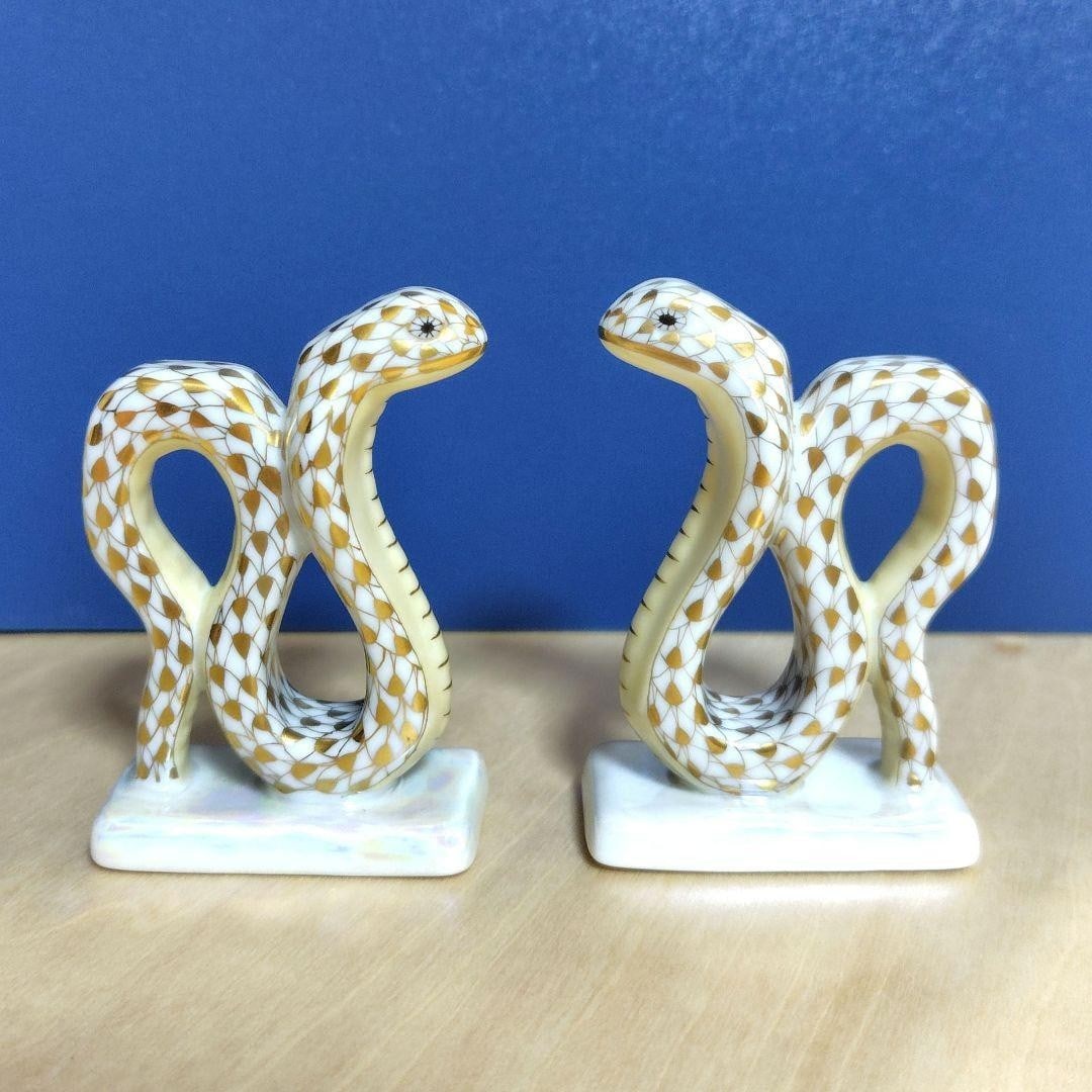 Collectible Gold Fishnet Snake Figurine Set Of 2 Zodiac 2013 Rare Herend (1 of 8)