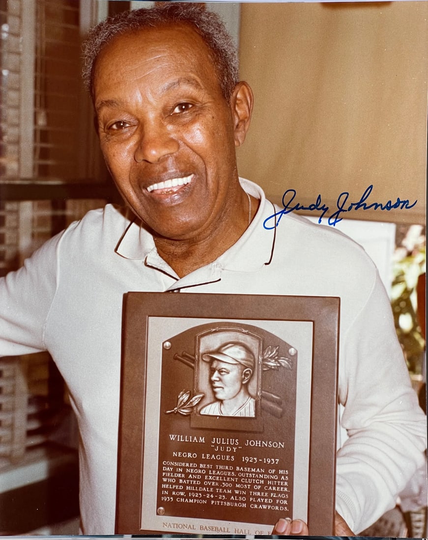 Johnson Judy Autographed 8x10 Baseball Photo Beckett (1 of 1)