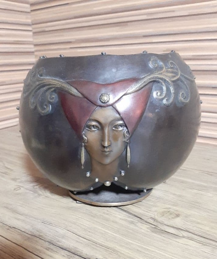 Erte Fruit of Life Bronze Table Bowl Sculpture Verdigris Finish Signed Rotating: Erte Fruit of Life Bronze Table Bowl Sculpture Verdigris Finish Signed Rotating Item Specifics: Artist: Erte Unit Of Sale: Single Piece Signed By: Erte Size: Medium (up to 36in.) Signed: Yes Period: C