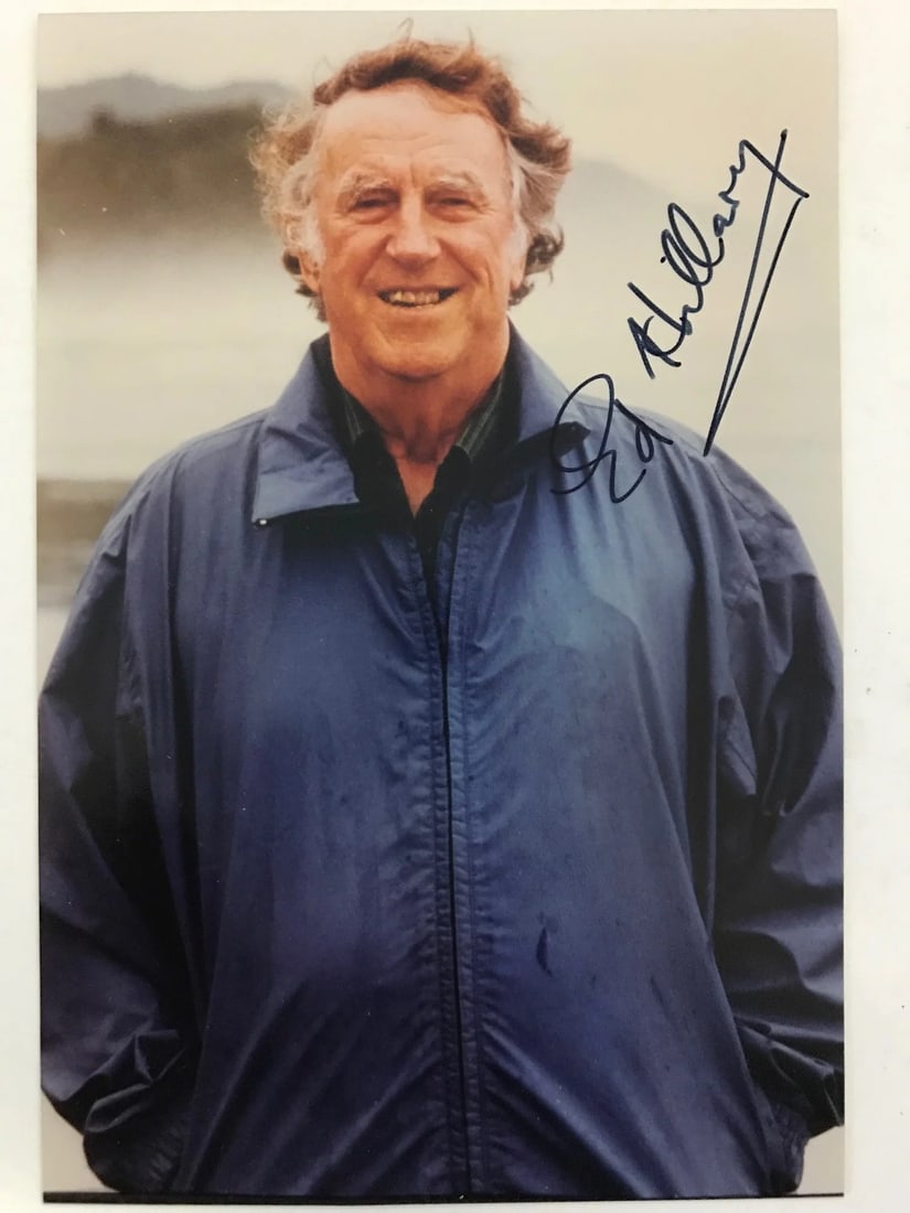 Edmund Hillary Autographed Photo (1 of 1)