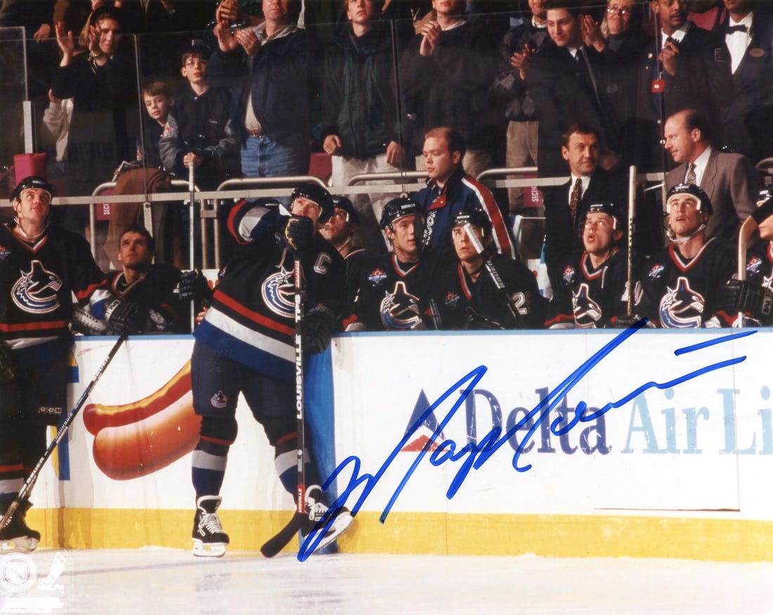 Messier Autographed 8x10 Photo: Messier Autographed 8x10 Photo Mark Messier's sharpie signature adds a touch of authenticity to this 8x10 photo, capturing the essence of one of hockey's greatest leaders. The photo itself is a