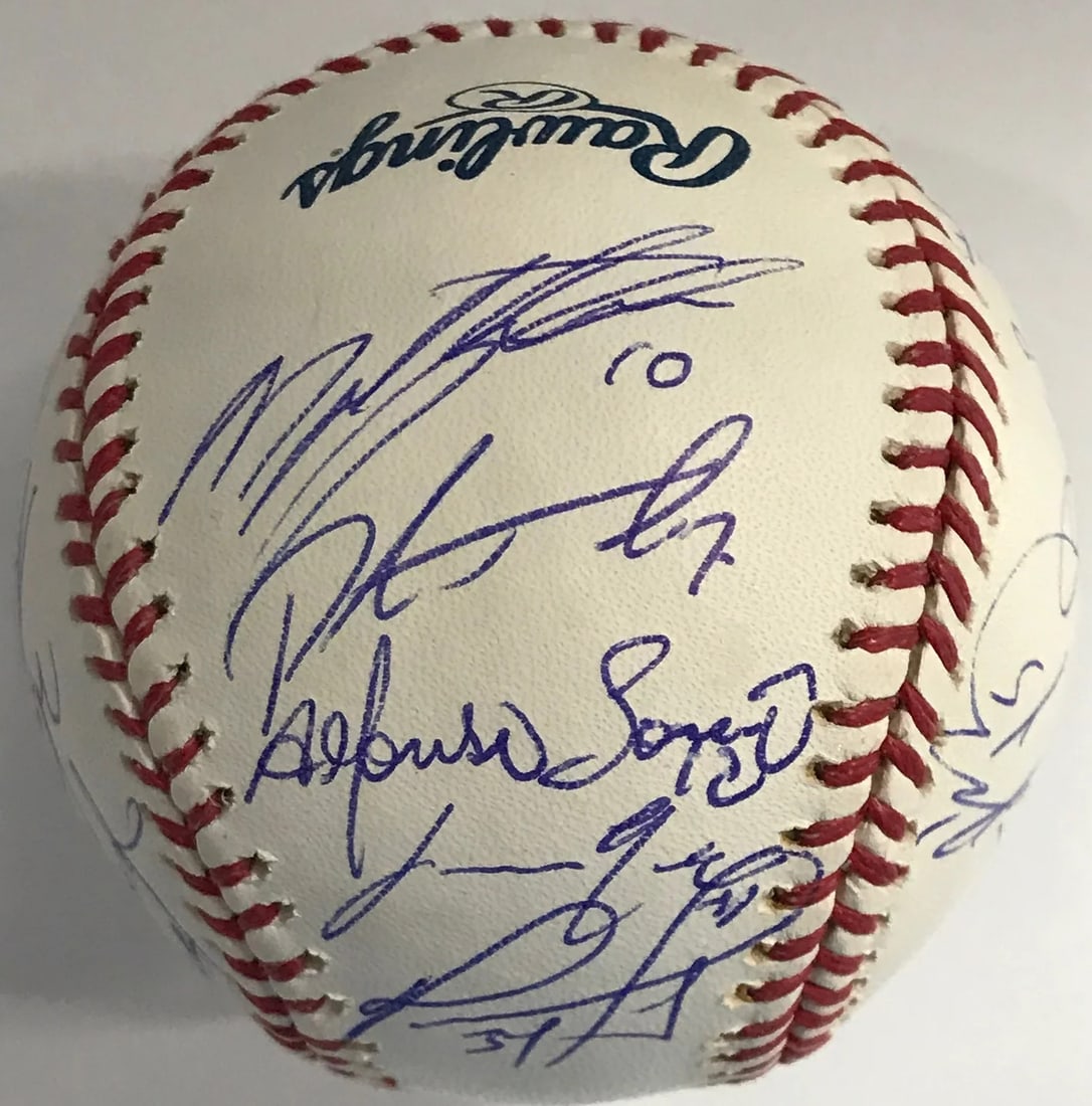 2006 Dominican Republic WBC Autographed Baseball (JSA): 2006 Dominican Republic WBC Autographed Baseball (JSA) Item Specifics: Brand: James Spence Authentication (JSA) 2006 Dominican Republic WBC Autographed Baseball Signed in blue pen by 20 of the