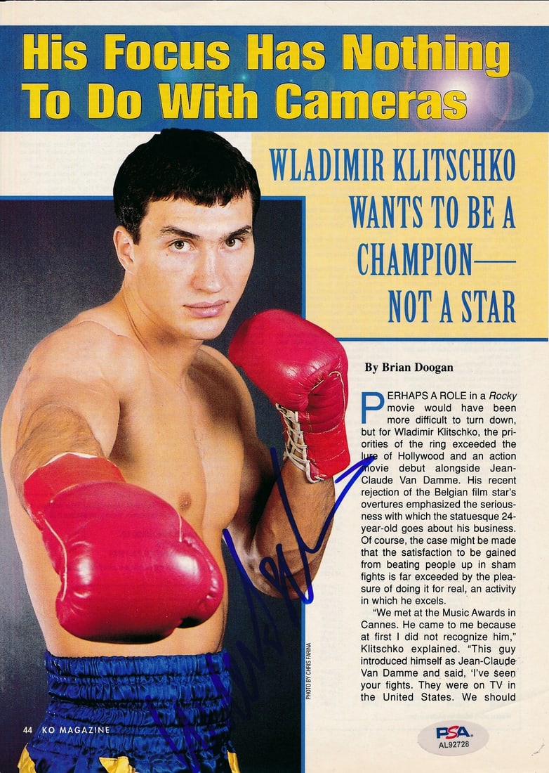 Signed Wladimir Klitschko Boxing Champ Photo Magazine 8x11 PSA: Signed Wladimir Klitschko Boxing Champ Photo Magazine 8x11 PSA Signed by boxing legend Wladimir Klitschko, this rare photo magazine features an 8x11 inch image showcasing the champion's impressive