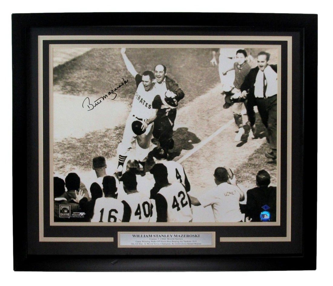 Pirates Mazeroski Signed Photo Framed HR Walk off Bill Sports BC 198148: Pirates Mazeroski Signed Photo Framed HR Walk off Bill Sports BC 198148 Mazeroski's walk-off home run in the 1960 World Series is forever etched in baseball history. This framed photo, signed by Bill 
