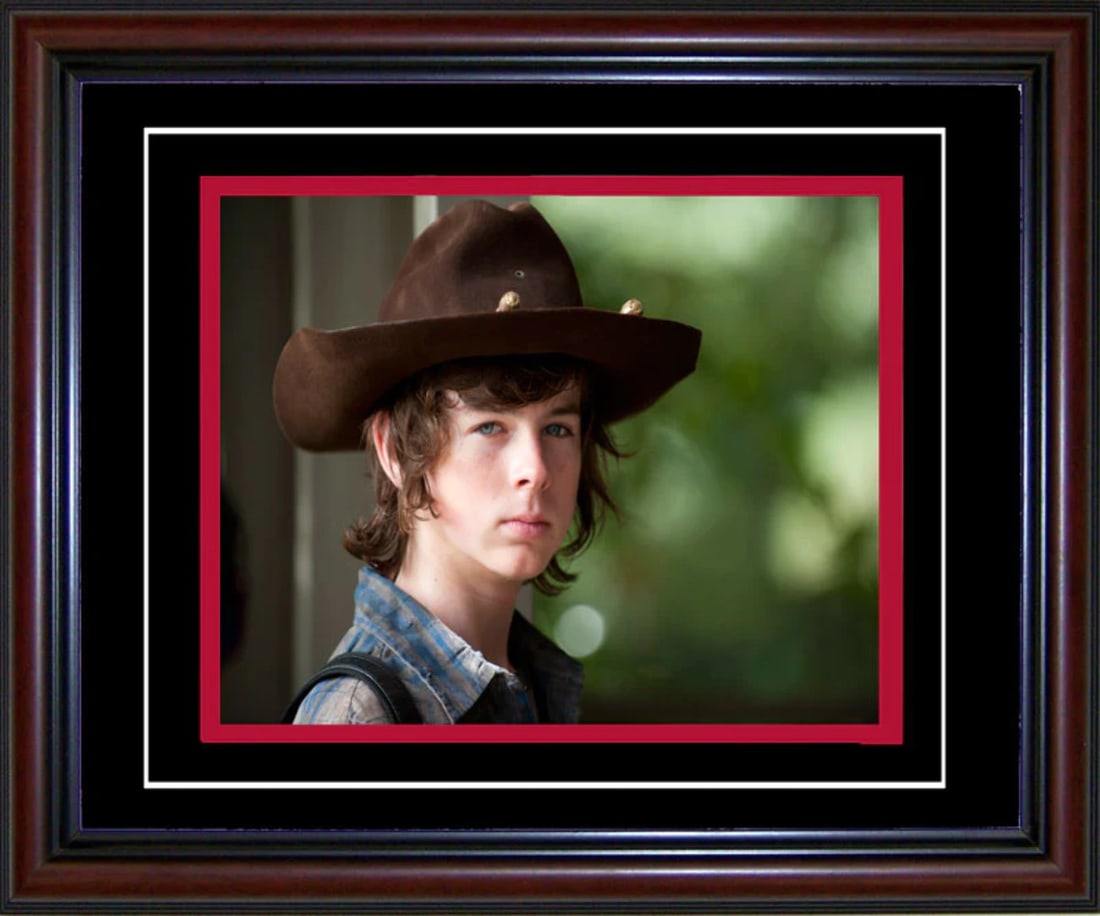 Chandler Riggs Unsigned Framed Carl Grimes Walking Dead 8x10 Photo (1 of 1)