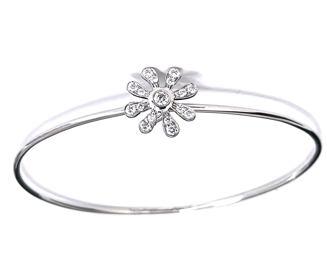 Tiffany Co Paloma Picasso Daisy Margaret Flower Diamond PT950 Bangle Bracelet: Tiffany Co Paloma Picasso Daisy Margaret Flower Diamond PT950 Bangle Bracelet Item Specifics: Antique: No Shape: Flower Closure: Hook Occasion: Anniversary Birthday Christmas Engagement Graduation Mot