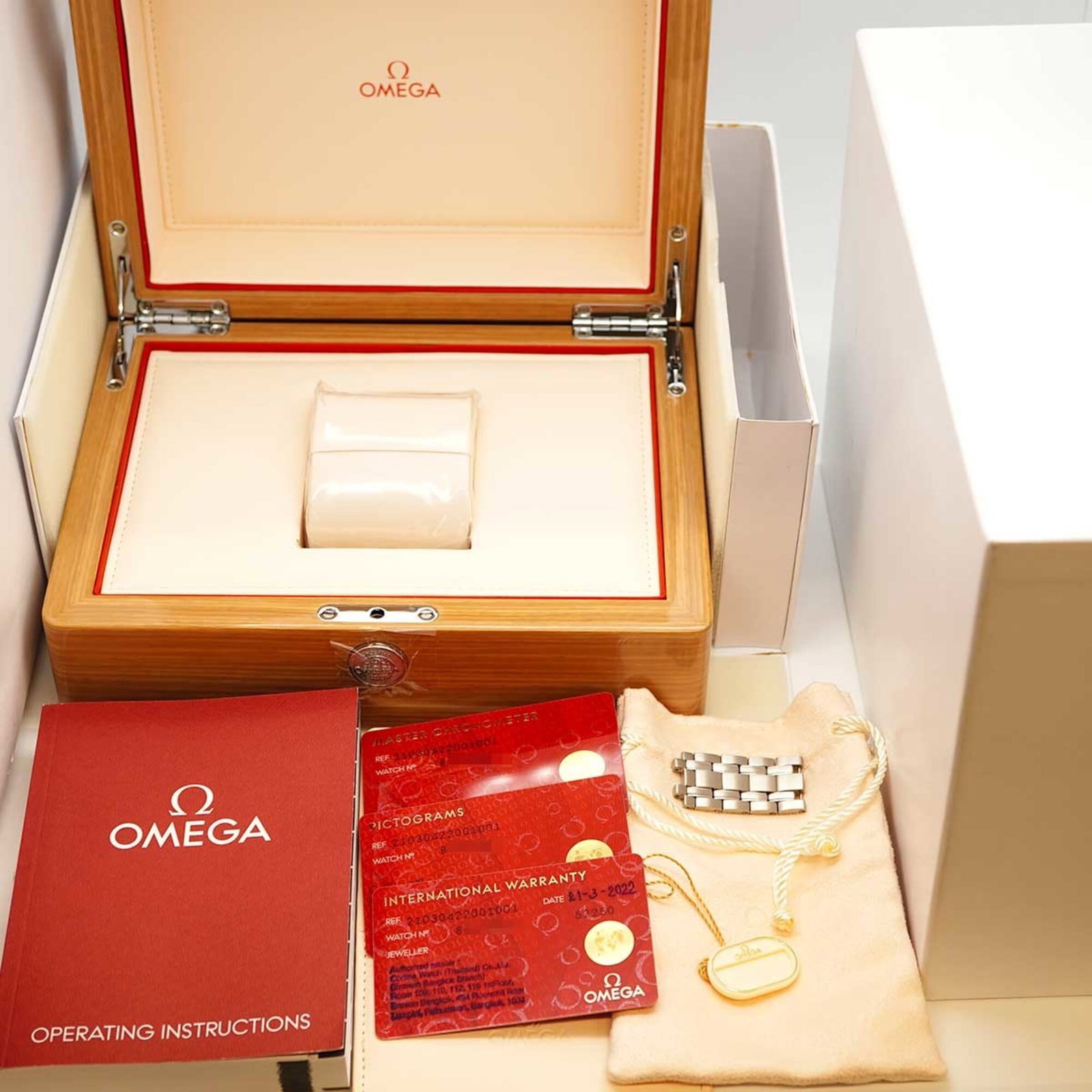 Omega Wristwatch - 11