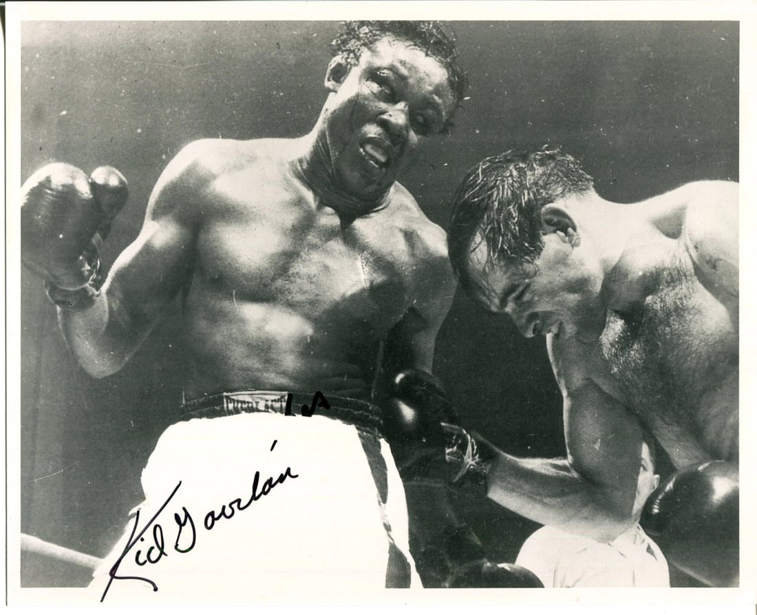 Kid Gavilan Autographed 8x10 Boxing Photo (1 of 1)