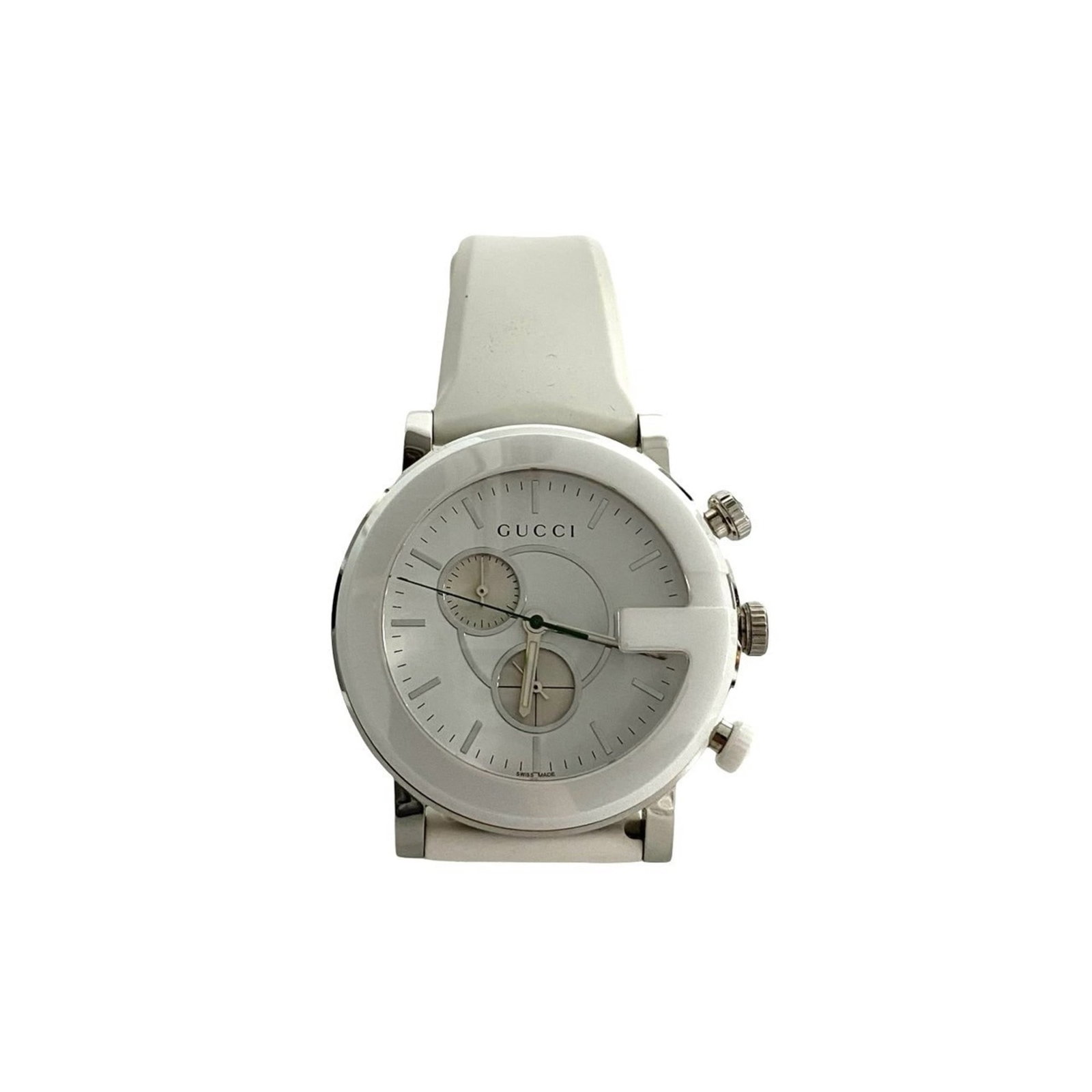 Wristwatch from Gucci: Wristwatch from Gucci Stainless steel case and band add a touch of sophistication to this Gucci wristwatch, measuring 43mm in diameter. With its classic design and subtle wear signs, this watch exudes