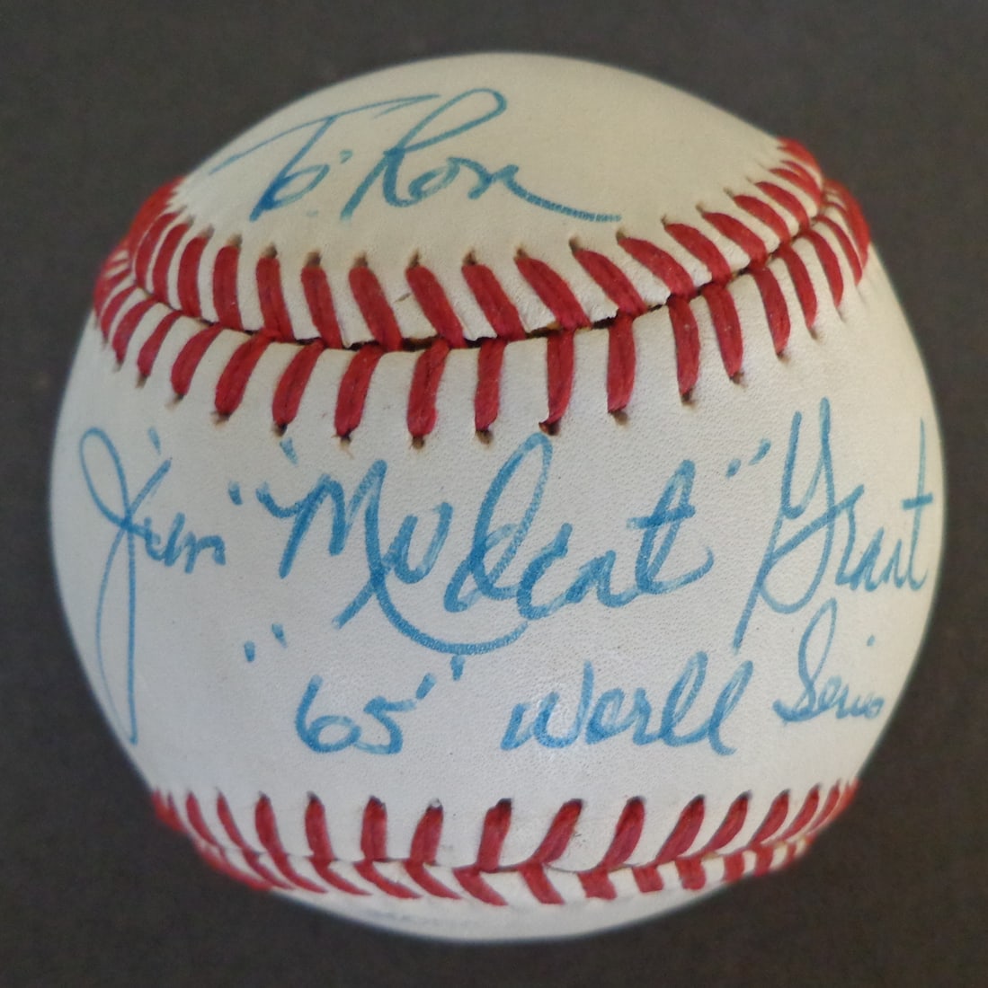 Diamond D1 baseball autographed inscribed by Jim Grant Mudcat 155697: Diamond D1 baseball autographed inscribed by Jim Grant Mudcat 155697 Signed by Jim Grant, the Mudcat's ball features an inscription from one of baseball's most beloved figures. This rare autographed b