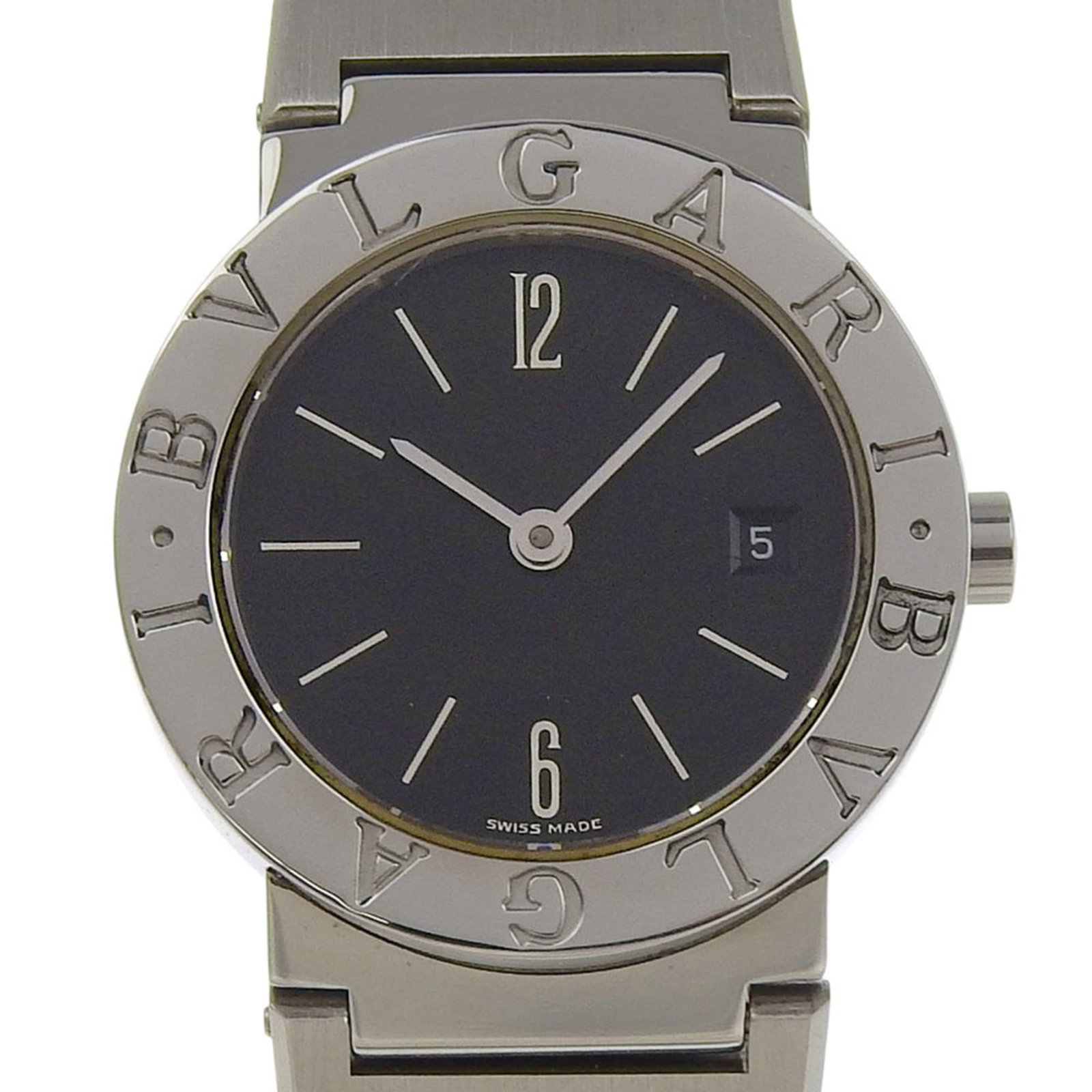 Bvlgari Wristwatch: Bvlgari Wristwatch Bvlgari wristwatch with silver case and band, featuring a black dial. This stylish timepiece boasts a sleek design with a diameter of 26mm, suitable for wrists up to 14.5cm in