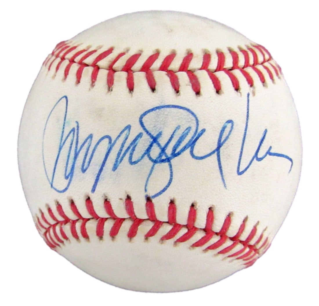 Ryne Sandberg HOF Signed/ Auto ONL Baseball Chicago Cubs BAS/ Beckett 207778 (1 of 3)