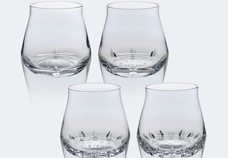 Baccarat Chateau Bacc Fauna Cristopolis Glass Jaime Hayon Set Of 4 Collectible: Baccarat Chateau Bacc Fauna Cristopolis Glass Jaime Hayon Set Of 4 Collectible Item Specifics: Origin: France Number Of Items In Set: 4 Shape: Round Signed By: Baccarat Occasion: Christmas Vintage: No