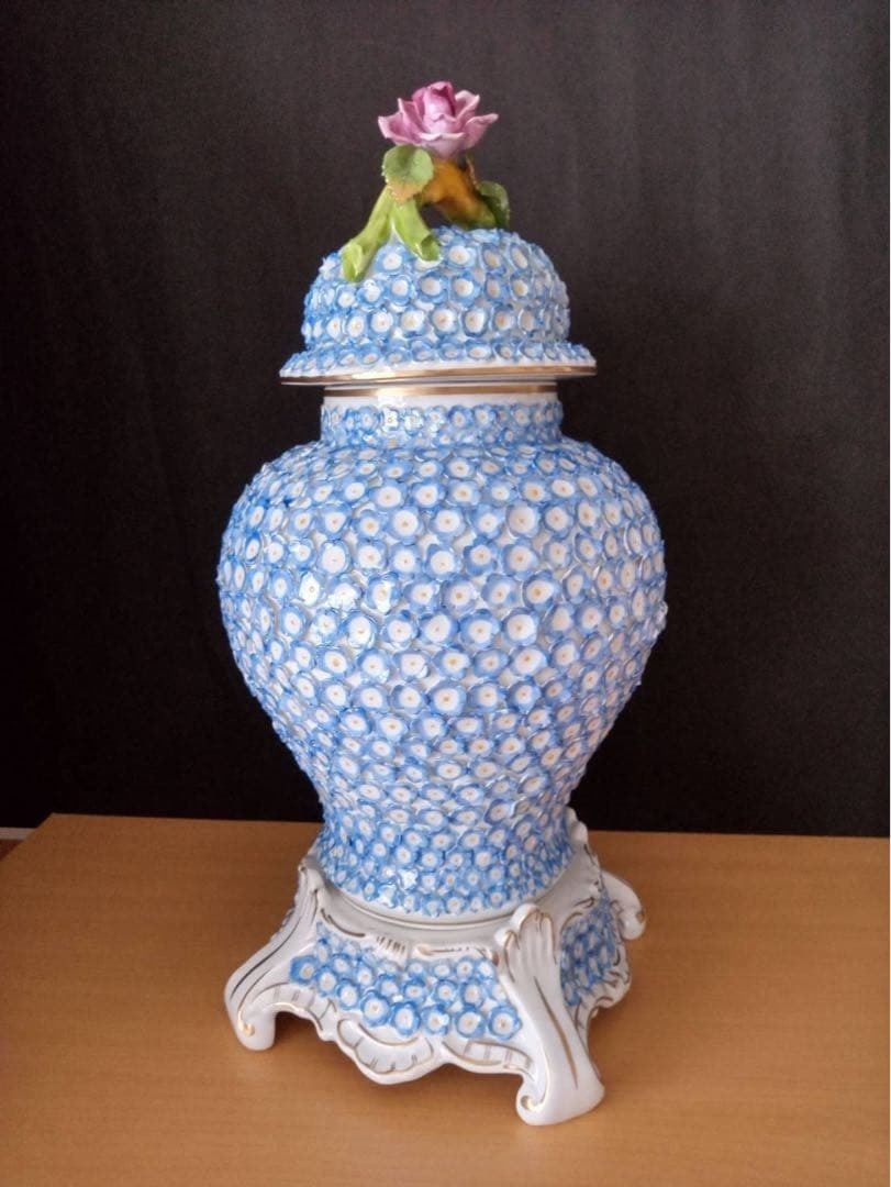 Dresden Karl Thieme Meissen Snowball Style Vase Dermany Vintage Decorative Vase (1 of 17)