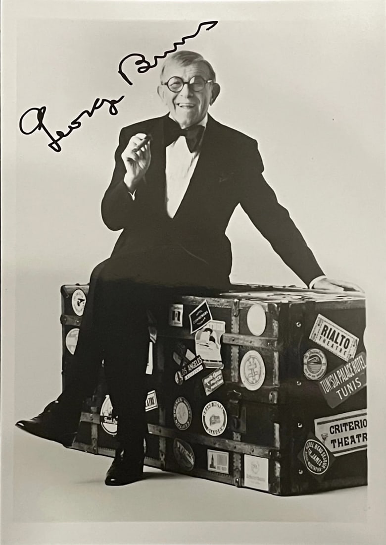 George Burns Autographed 5x7 Celebrity Photo (JSA) (1 of 1)