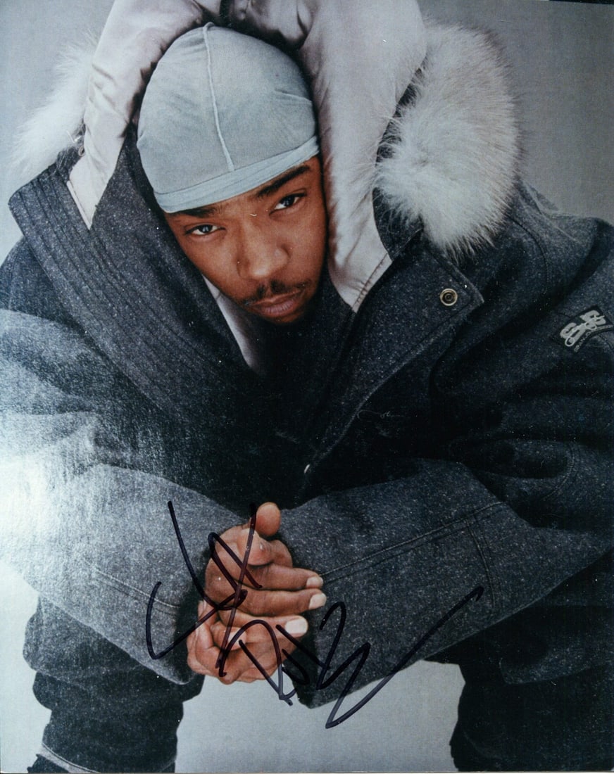 Ja Rule Autographed 8x10 Photo: Ja Rule Autographed 8x10 Photo Authentic Ja Rule signed 8x10 photo, bearing his signature in black sharpie across the front. This rare collectible comes with COA from and provides a unique opportunity