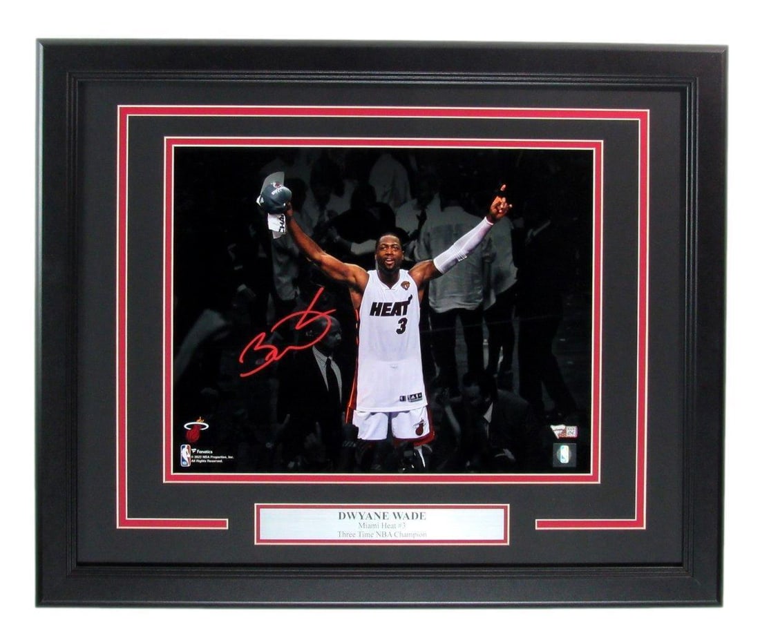 Fanatics autographed 11x14 photo framed Dwyane Wade Miami Heat (1 of 4)