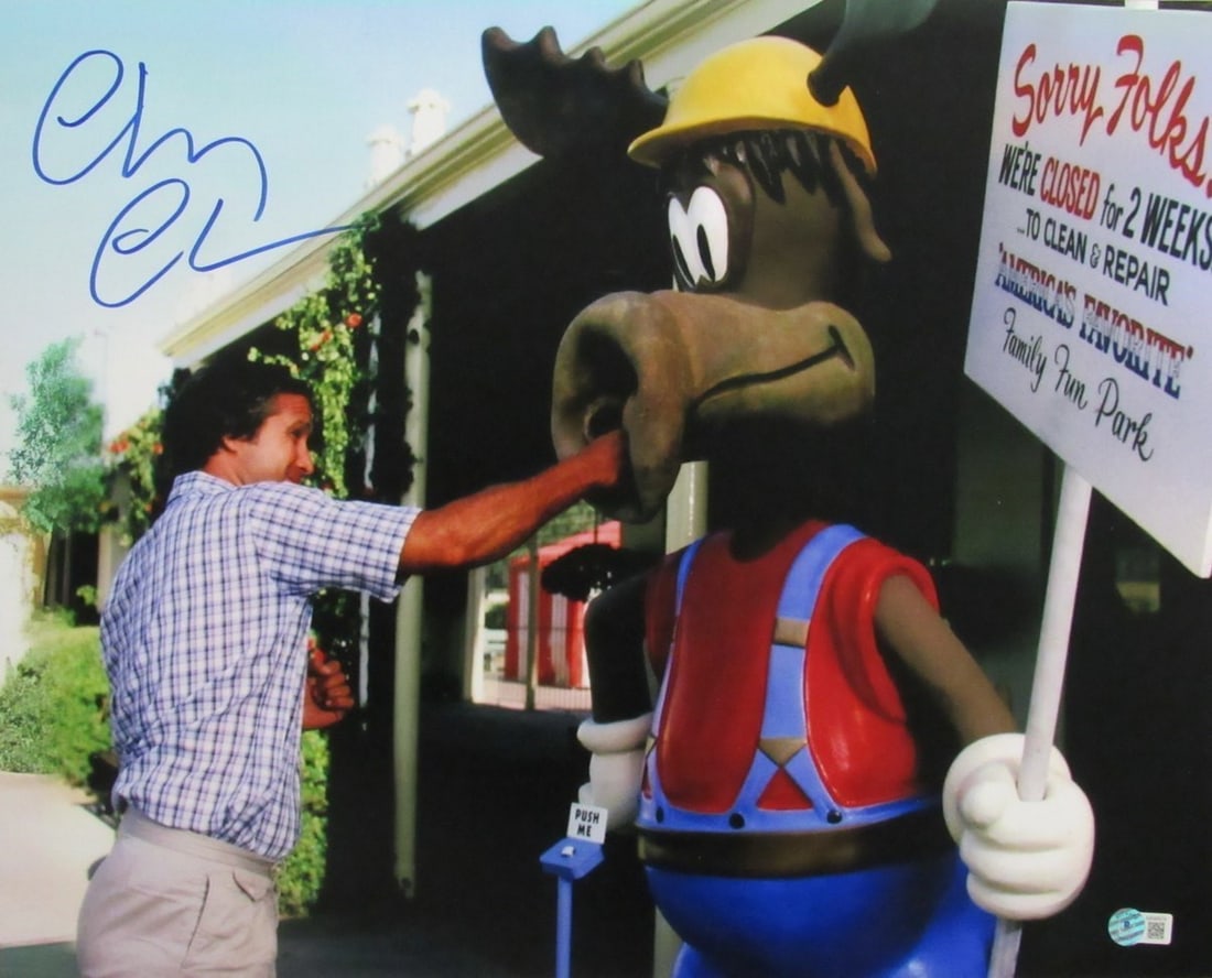Chevy Chase Family Vacation Beckett Signed Photo 16x20 Autographed: Chevy Chase Family Vacation Beckett Signed Photo 16x20 Autographed Chevy Chase's iconic family vacation is captured in this 16x20 autographed photo, featuring the beloved actor alongside his loved one