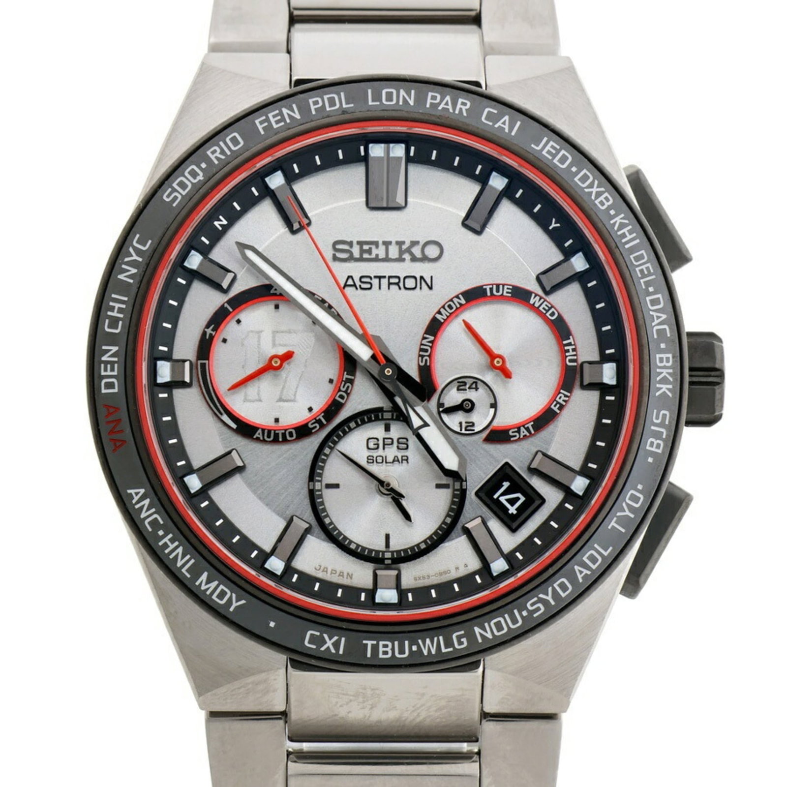 Wristwatch by Seiko: Wristwatch by Seiko Seiko's titanium wristwatch boasts a silver dial and sleek design, measuring 43.1mm in diameter. With its durable titanium case and band, this timepiece is built to withstand daily
