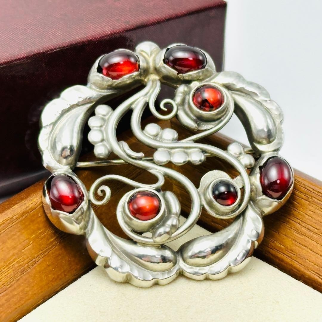 Georg Jensen No.159 Red Stone Pin Brooch Sterling Silver with Original Box (1 of 15)