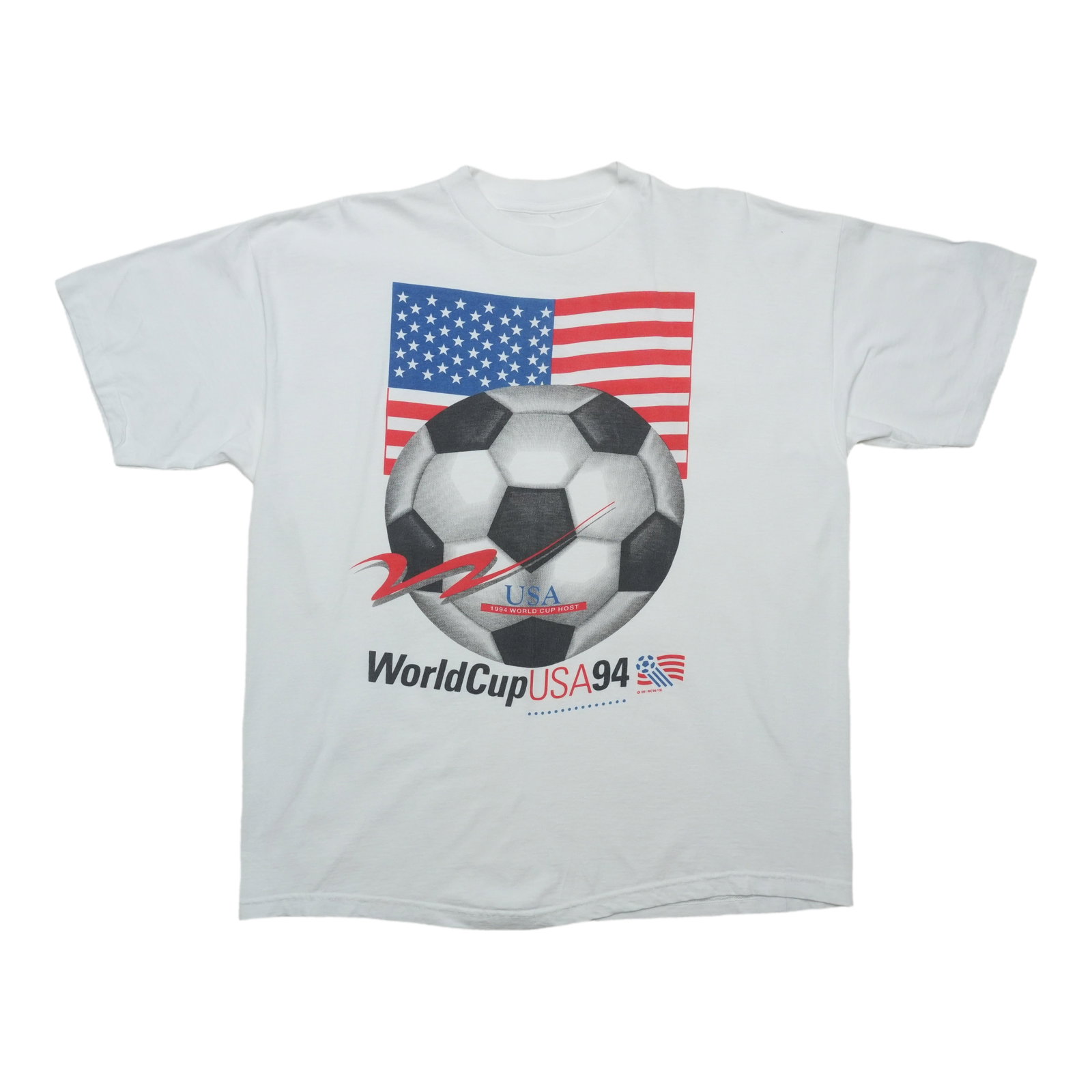 Soccer Shirt USA World Cup 1994: Soccer Shirt USA World Cup 1994 Vintage 1994 USA World Cup Soccer Shirt in excellent condition, featuring a classic white design with a front graphic. Measuring 23 inches from pit to pit and 29