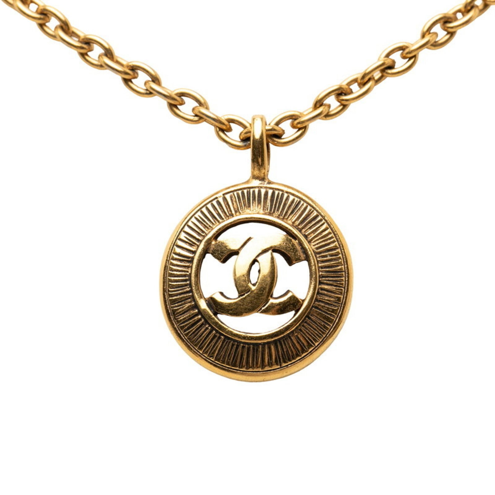 Chanel Coco Mark Chain Round Pendant Necklace Gold Plated Women'S.: Chanel Coco Mark Chain Round Pendant Necklace Gold Plated Women'S. Gold Plated Chanel Coco Mark Chain Round Pendant Necklace for Women, featuring a classic round pendant with a gold plated finish.
