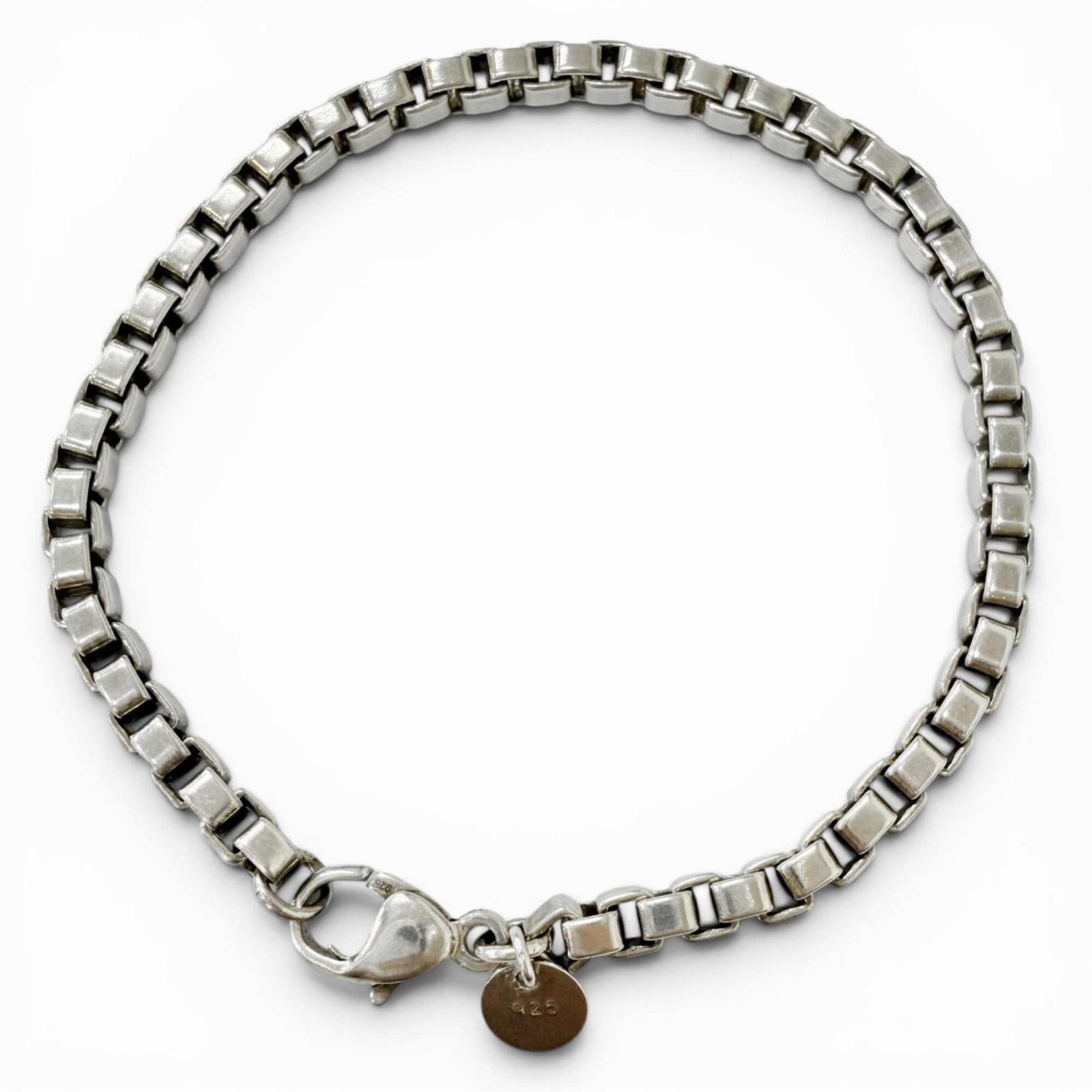 Charm bracelet silver 925: Charm bracelet silver 925 Silver 925 charm bracelet with a sleek design, measuring 19cm in length. This stylish accessory features the hallmark of sterling silver quality and a classic charm bracelet 