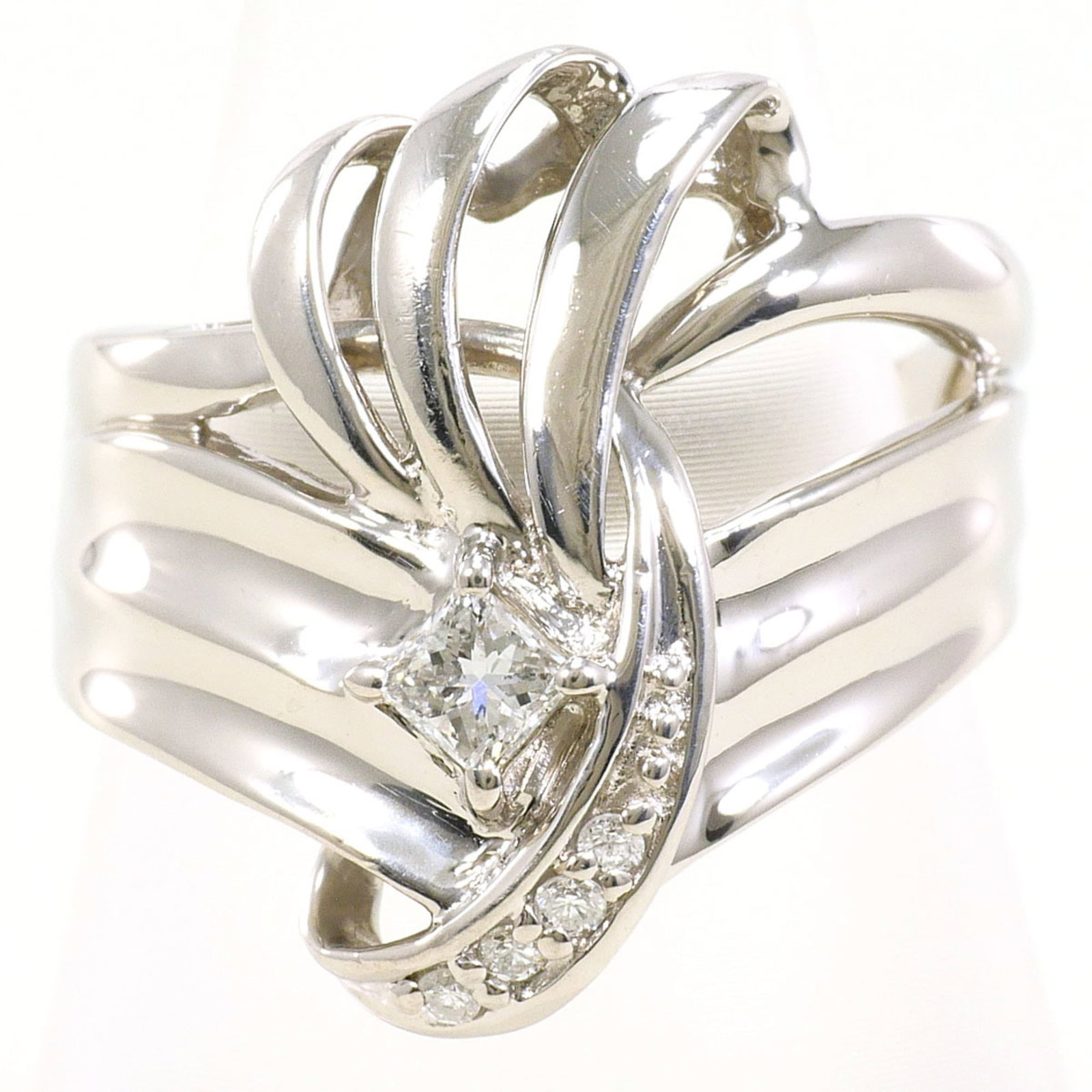 Ring Band Platinum Unbranded 900 (1 of 9)