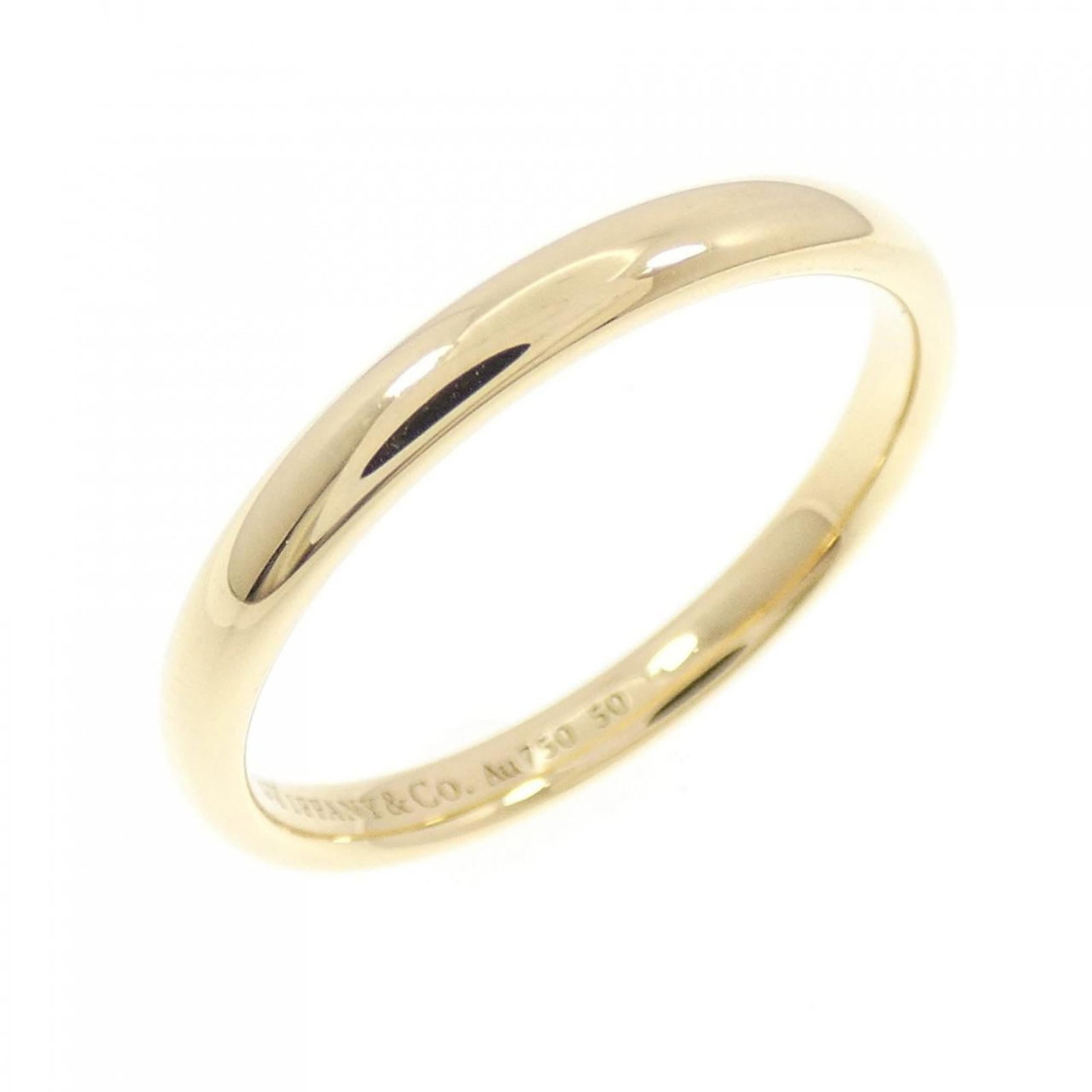Wedding Ring Tiffany: Wedding Ring Tiffany Tiffany Model 72540026, an elegant 18K gold wedding ring, boasts a slender profile with a width of 2.5mm and a weight of 2.8g. Its US size is 7.5 and Japanese size is 15, making