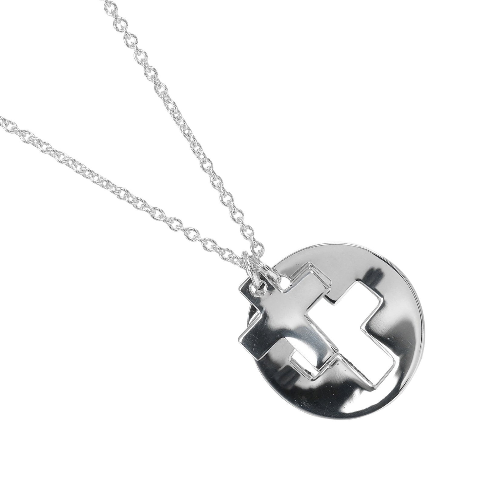 Tiffany & Co. Stencil Cross Necklace 925 Sterling Silver Approx. 3.18G Women'S: Tiffany & Co. Stencil Cross Necklace 925 Sterling Silver Approx. 3.18G Women'S Tiffany & Co. Stencil Cross Necklace 925 Sterling Silver Approx. 3.18G Women'S - A delicate and elegant necklace