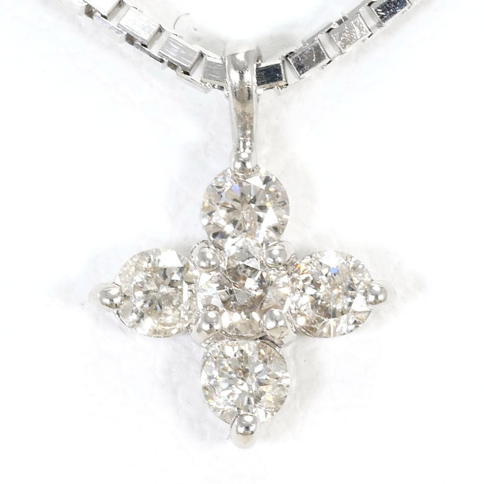 Pt900 Platinum 18K White Gold Necklace With 0.20Ct Diamond Certificate Of Authenticity Included (1 of 7)