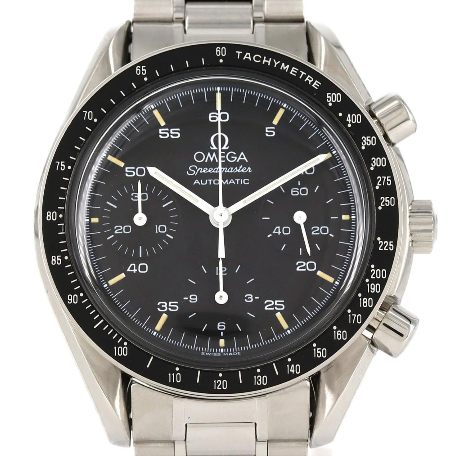 Wristwatch of Omega: Wristwatch of Omega Stainless steel case and band, paired with a black dial, make for a sleek and modern design. This Omega wristwatch features a self-winding automatic movement and measures 39mm in