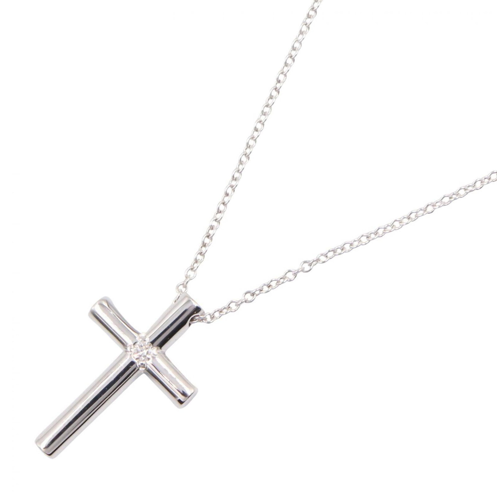 Tiffany & Co. Cross 1Pd Necklace 18Kwg (White Gold) Diamond Women'S Silver Tone Clear Tone: Tiffany & Co. Cross 1Pd Necklace 18Kwg (White Gold) Diamond Women'S Silver Tone Clear Tone Tiffany & Co.'s iconic Cross necklace features a stunning clear diamond set in an 18K white gold pendant,