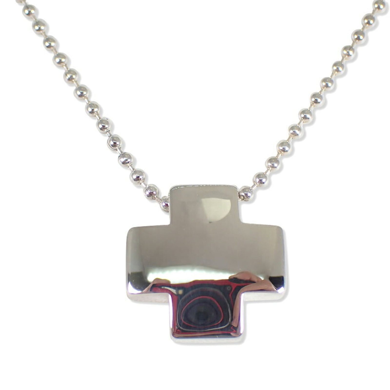 Roman cross pendant necklace by Tiffany & Co: Roman cross pendant necklace by Tiffany & Co Sterling silver Roman cross pendant necklace by Tiffany & Co, featuring a 17.1mm x 17mm pendant with a 41 cm / 16.14'' adjustable neck circumference. The