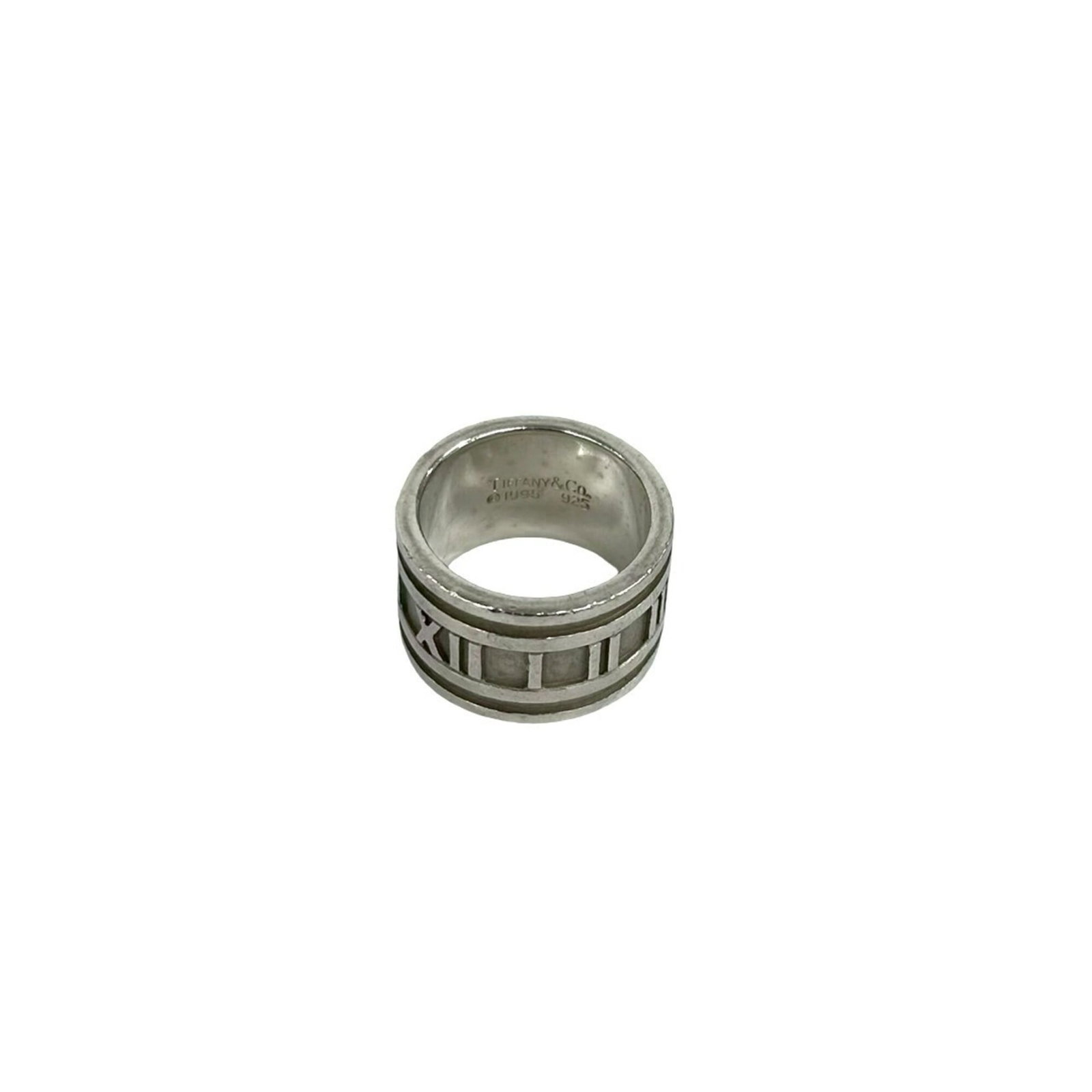 Silver 925 Tiffany Band Ring: Silver 925 Tiffany Band Ring Silver 925 Tiffany Band Ring is a women's band ring made from high-quality silver. The US size 4.5 and Japanese size 8 fit comfortably, making it suitable for everyday