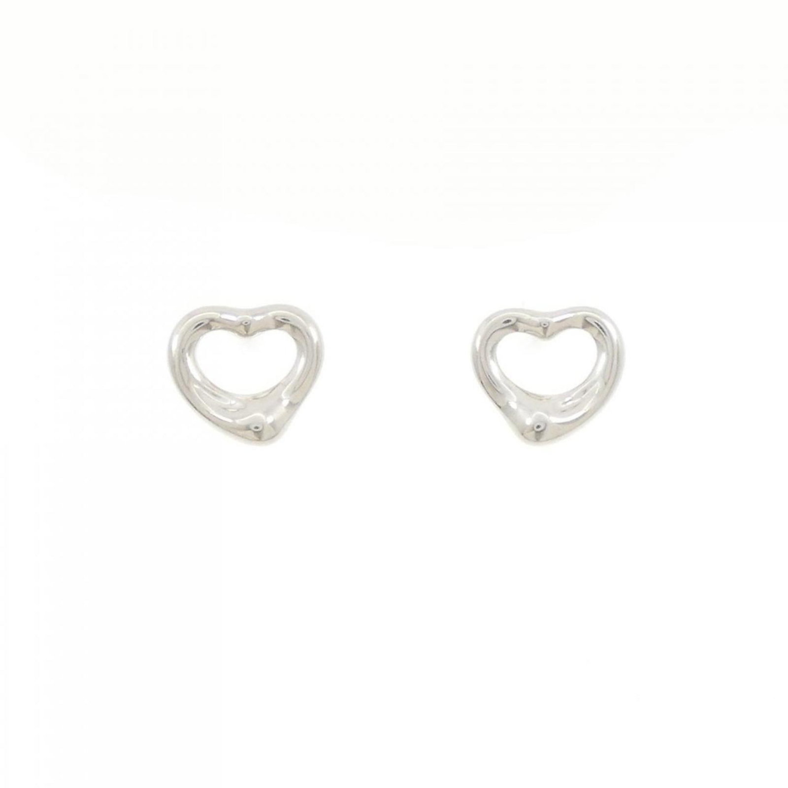 Tiffany Stud Earrings Silver 925: Tiffany Stud Earrings Silver 925 Silver 925 stud earrings from Tiffany, featuring a sleek and modern design. Made with high-quality silver material, these earrings are crafted for timeless elegance.