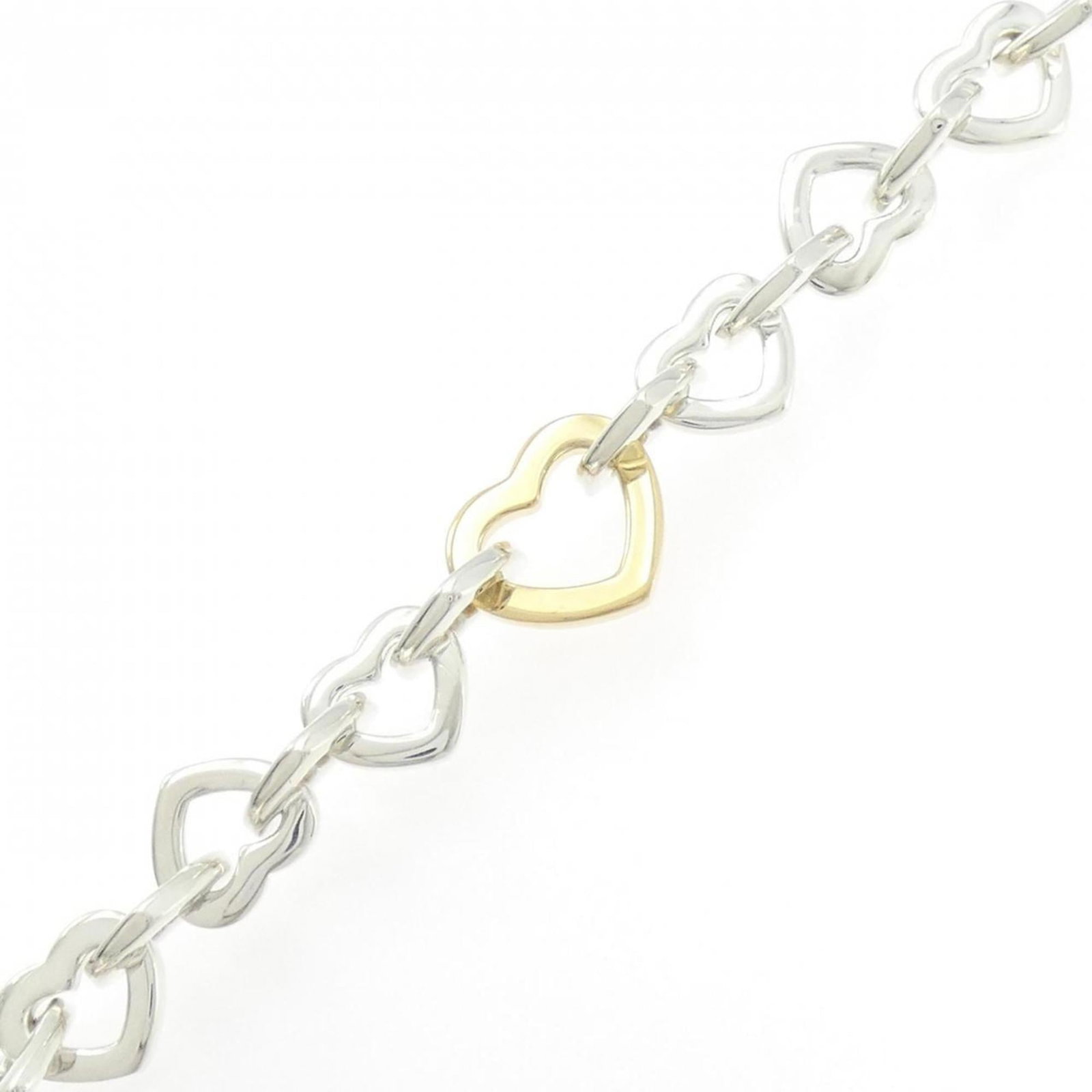 Tiffany Link Bracelet Silver 925 Yellow Gold (18K): Tiffany Link Bracelet Silver 925 Yellow Gold (18K) Silver and yellow gold come together in the sleek design of this Tiffany Link bracelet, crafted from high-quality materials. The 19cm length