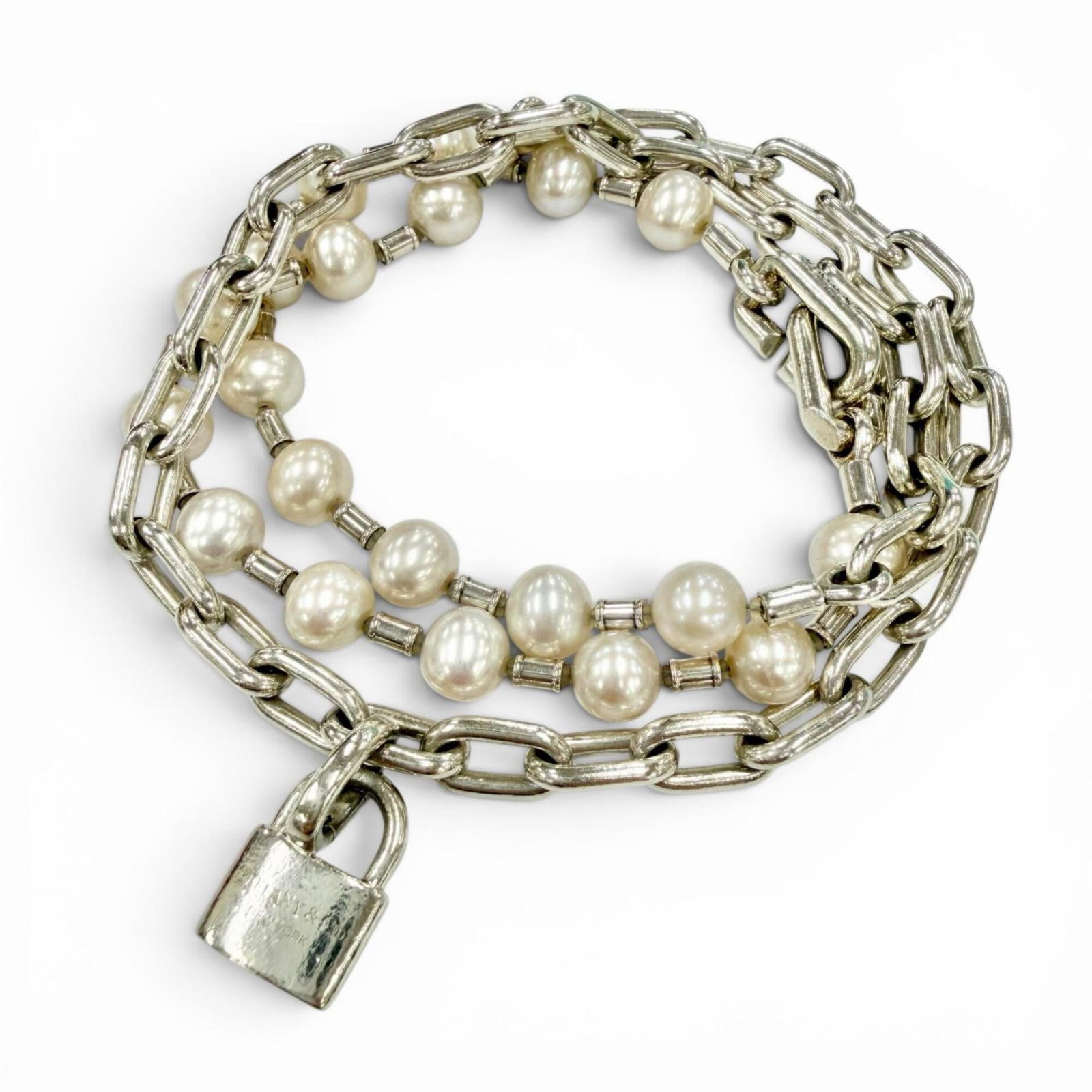 Tiffany&Co. Tiffany Hardwear Pearl Rock Ag925 Necklace Bracelet 2-Way Silver Made In Italy Weight: Tiffany&Co. Tiffany Hardwear Pearl Rock Ag925 Necklace Bracelet 2-Way Silver Made In Italy Weight Tiffany&Co. Tiffany Hardwear Pearl Rock Ag925 Necklace Bracelet 2-Way Silver Made In Italy features a 