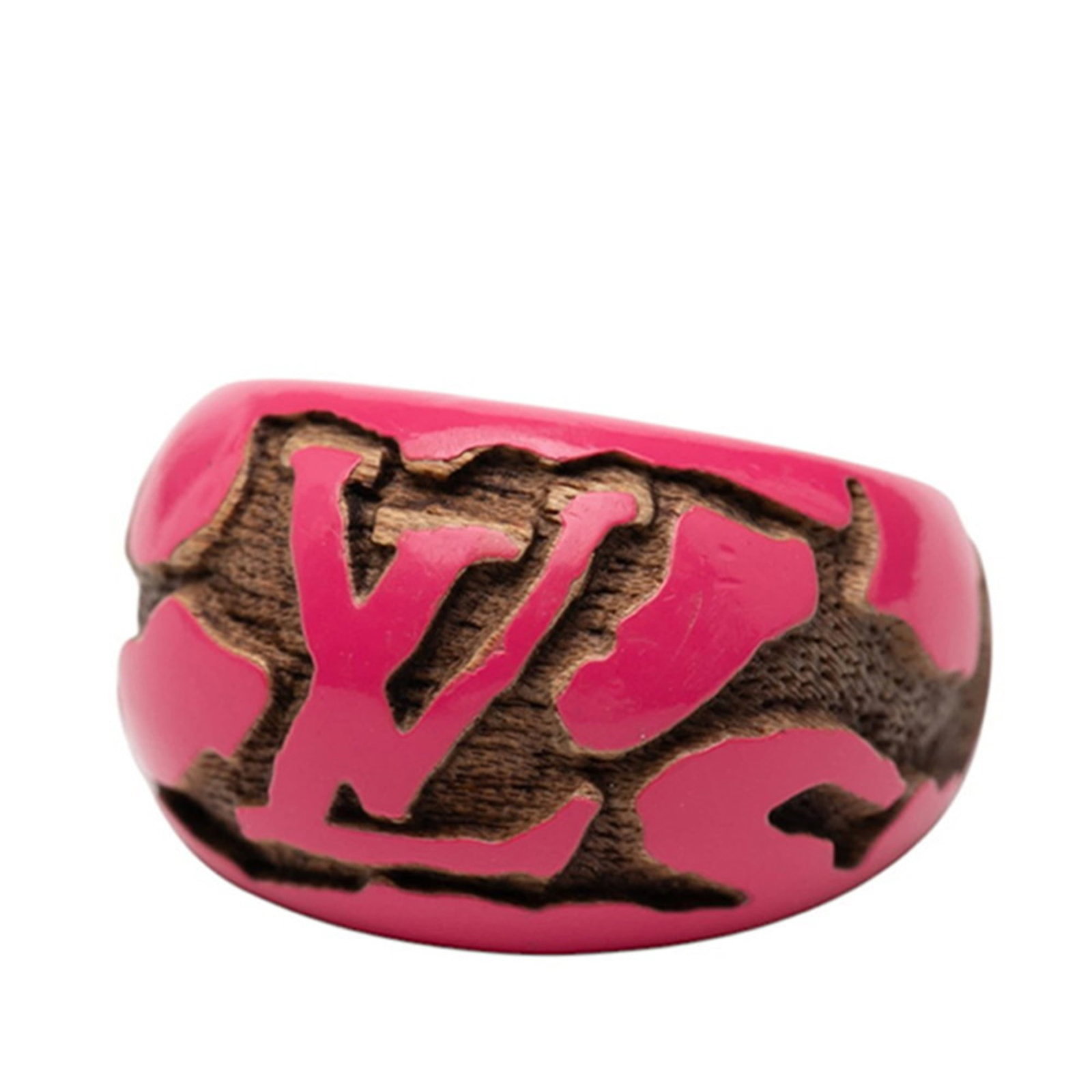 Louis Vuitton Band Ring Wood: Louis Vuitton Band Ring Wood This Louis Vuitton Band Ring features a unique wooden design, showcasing the brand's signature style. Made from high-quality wood and available in a soft pink hue, it