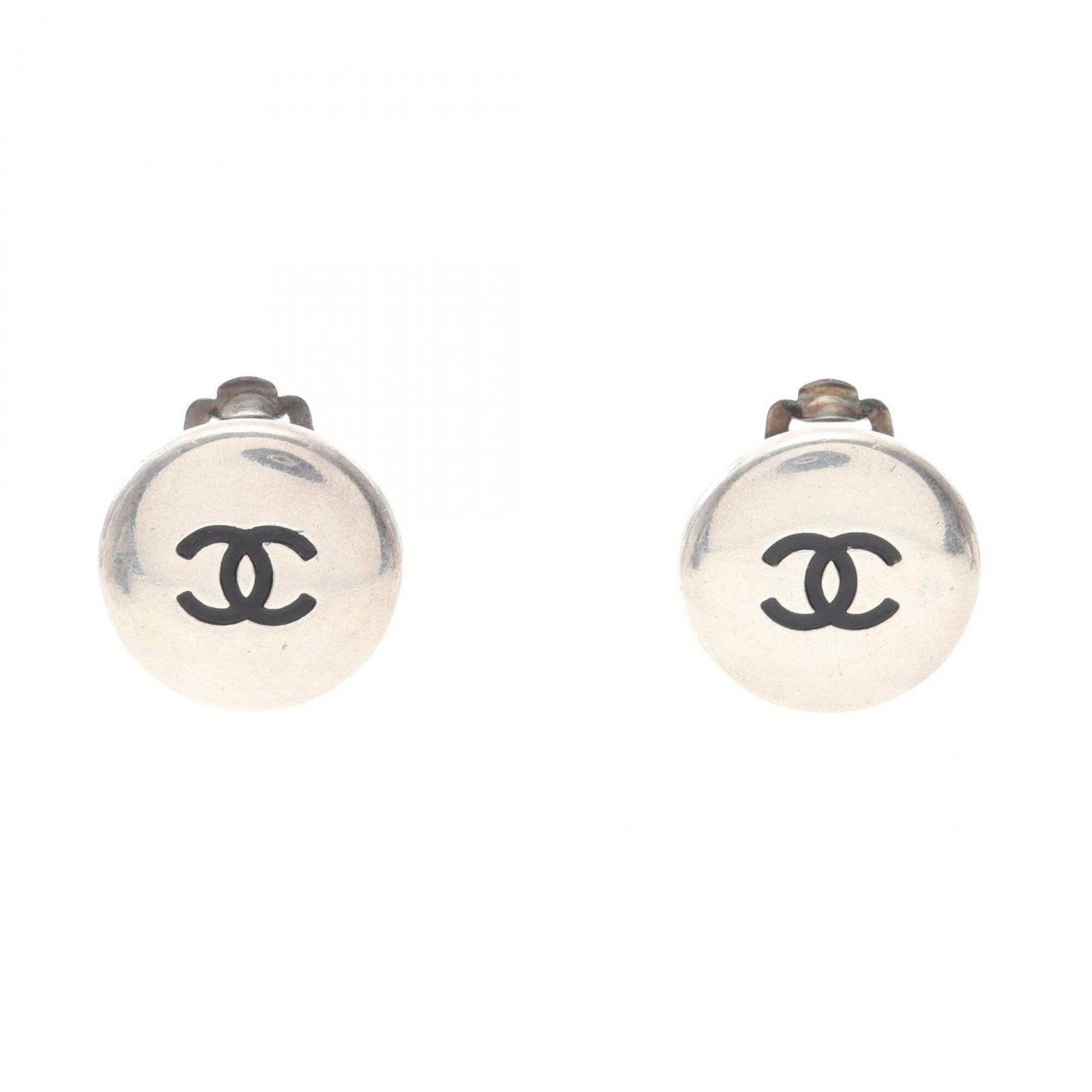 Steel Stainless Chanel Earrings Clip: Steel Stainless Chanel Earrings Clip Steel Stainless Chanel Earrings Clip are made from high-quality stainless steel, featuring a sleek black and silver design. These clip earrings measure 20mm in
