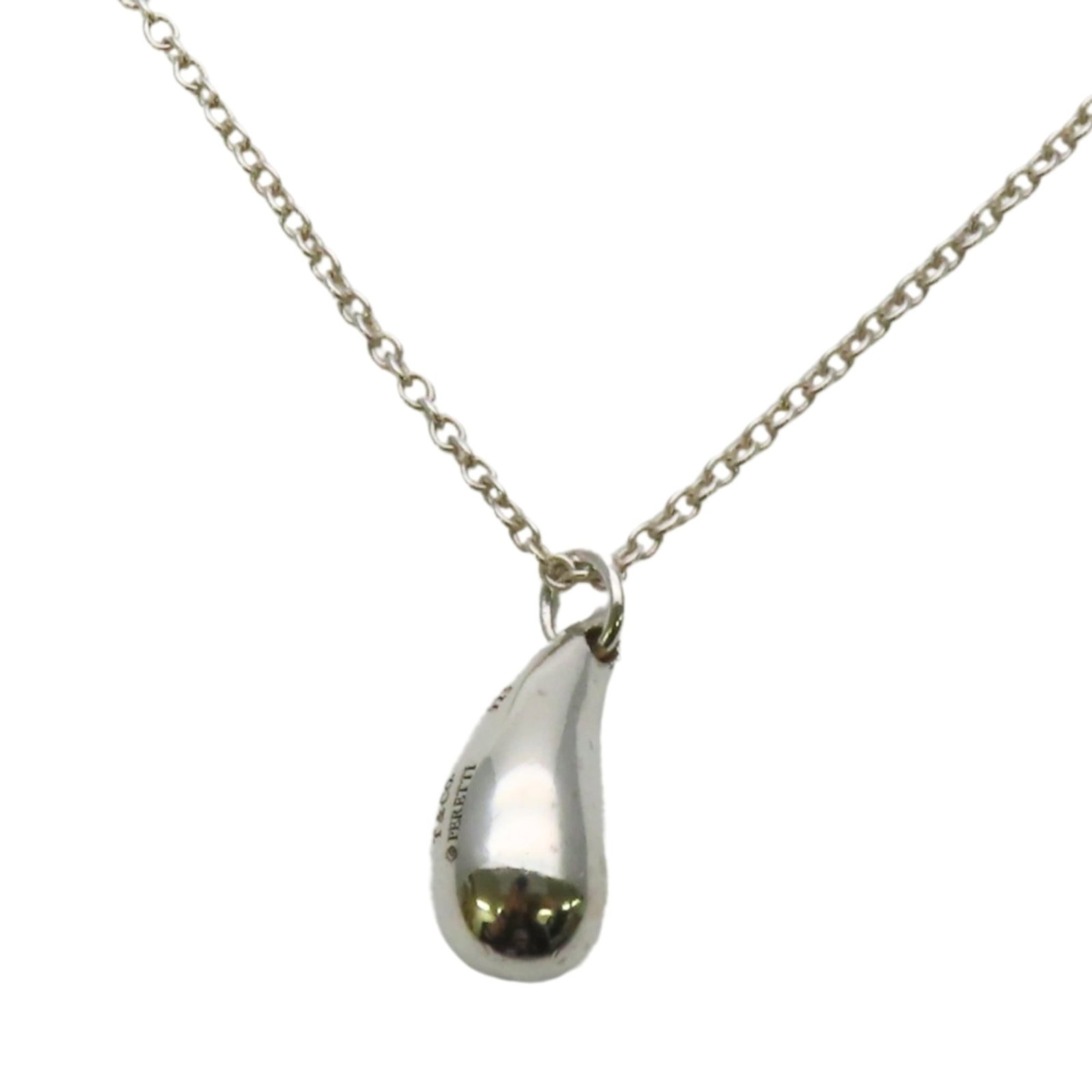 Elsa Peretti Design Women's Sterling Silver Teardrop Necklace Tiffany Co.: Elsa Peretti Design Women's Sterling Silver Teardrop Necklace Tiffany Co. Sterling silver teardrop pendant, part of Elsa Peretti's iconic design for Tiffany & Co., adds a touch of elegance to any