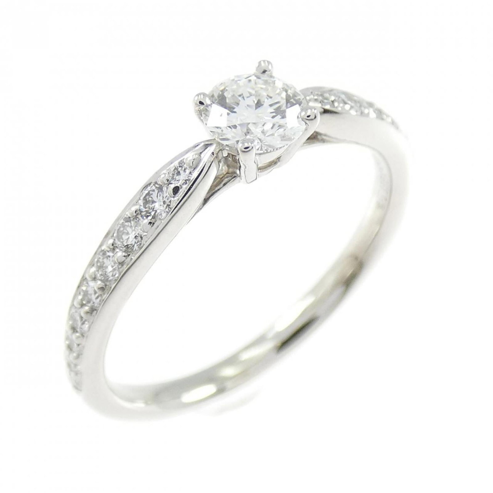 Ring from Tiffany harmony 0.29ct: Ring from Tiffany harmony 0.29ct Platinum ring from Tiffany Harmony, featuring a 0.29ct stone, available in US size 6 and Japanese size 11.5. This silver-plated piece showcases the brand's signature