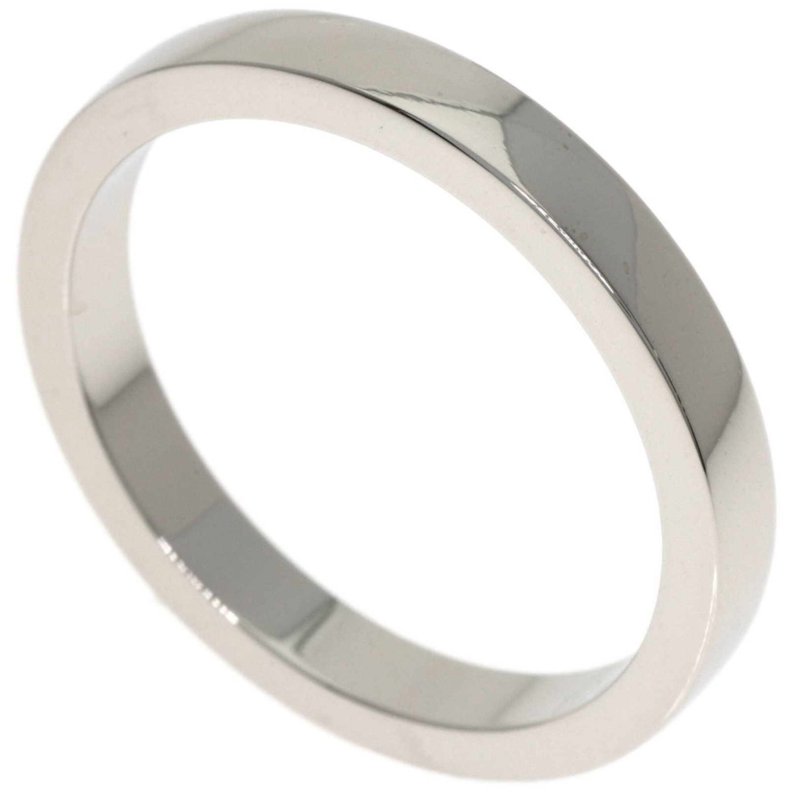 Bvlgari Band Ring Platinum 950: Bvlgari Band Ring Platinum 950 Platinum 950 Bvlgari Band Ring, available in US size 8.5 and Japanese size 17, boasts a sleek design with a width of 2.9mm. Weighing 6.9g, this ring features