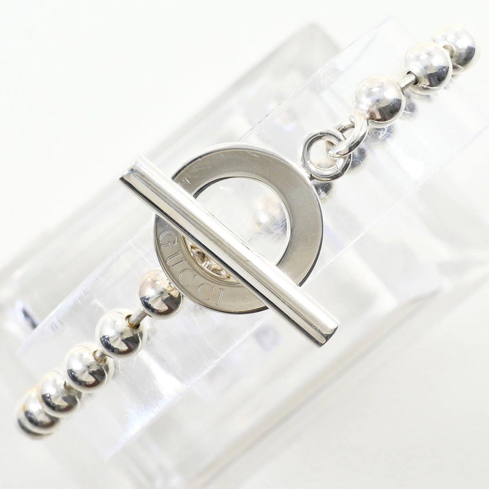Gucci Charm Bracelet Silver 925: Gucci Charm Bracelet Silver 925 Silver 925 Gucci Charm Bracelet, featuring the iconic Gucci brand, boasts a sleek and modern design with a silver finish. This charm bracelet measures 16.5cm in