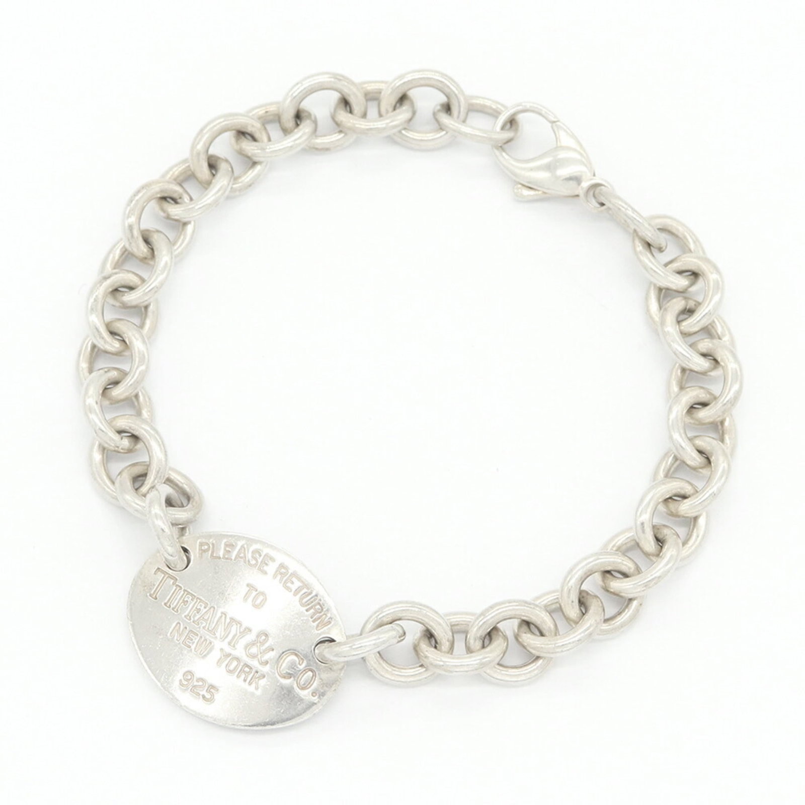 Sterling silver 925 Tiffany charm bracelet: Sterling silver 925 Tiffany charm bracelet Sterling silver 925 Tiffany charm bracelet, crafted from high-quality sterling silver with a length of 18.5cm, offers a sleek and sophisticated design that