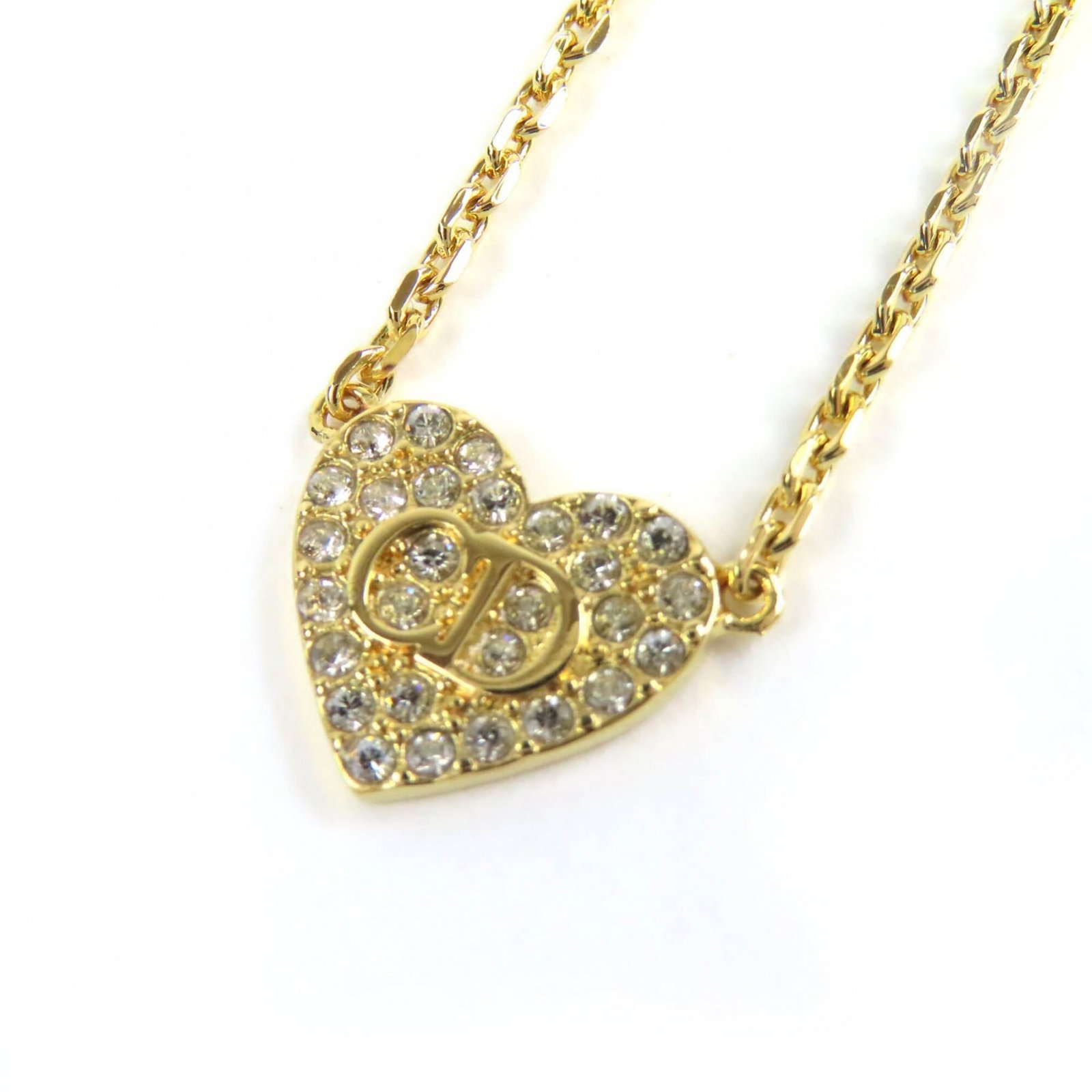 Christian Dior N3477Womcy Clair D Lune Rhinestone Cd Logo Heart Necklace 44Cm Gold With Box And: Christian Dior N3477Womcy Clair D Lune Rhinestone Cd Logo Heart Necklace 44Cm Gold With Box And Gold with box and 44cm gold necklace featuring the Christian Dior N3477Womcy Clair D Lune Rhinestone Cd