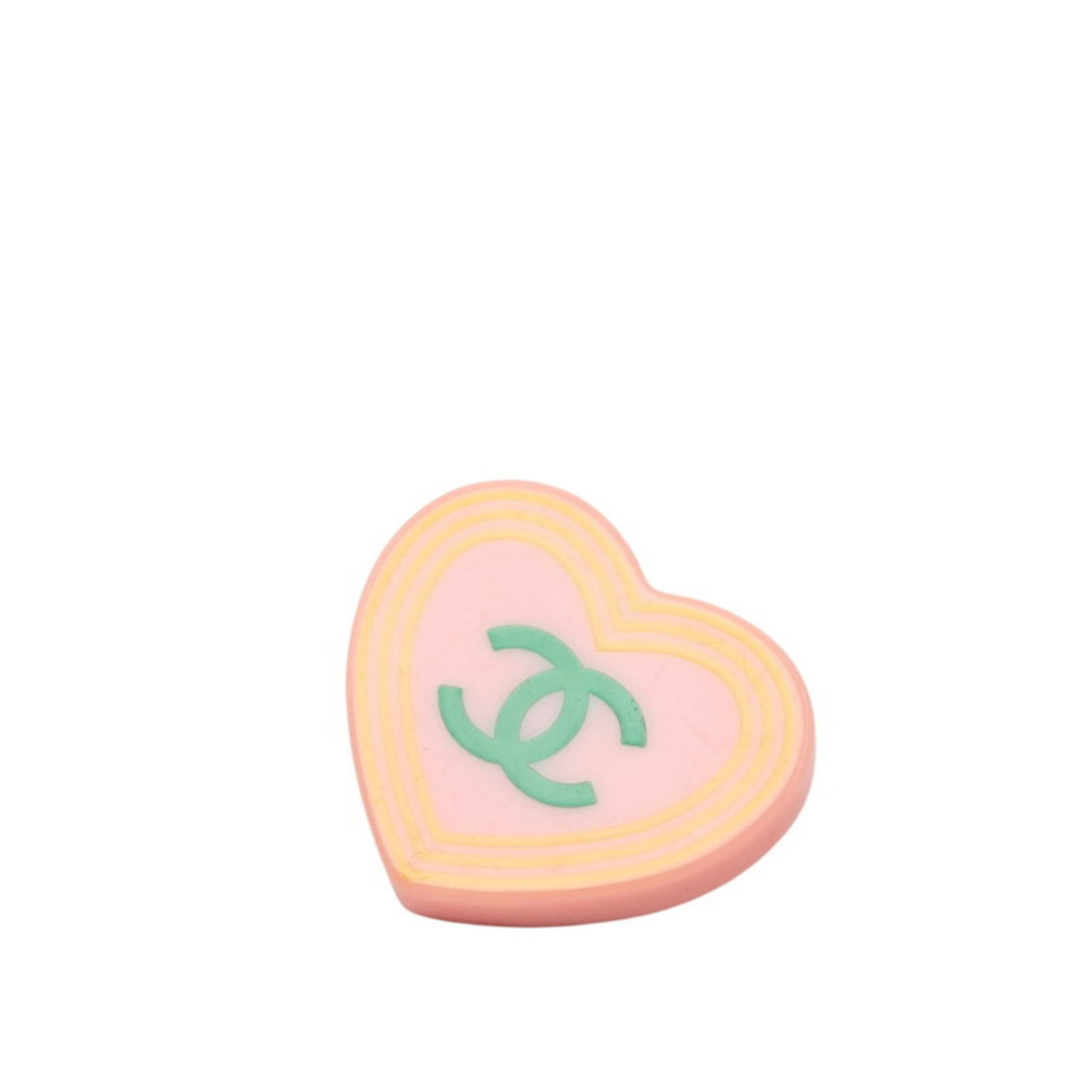 Metal pin from plastic Chanel: Metal pin from plastic Chanel The metal pin from plastic Chanel boasts an eye-catching pink hue, measuring 26.9cm x 30.3cm in size. This unique brooch features a striking combination of metal and