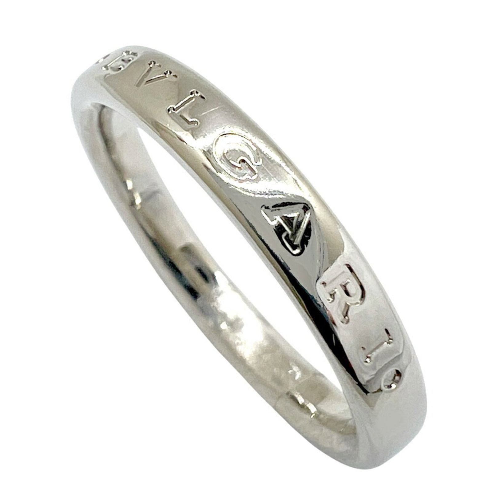 Bvlgari Band Ring Platinum 950: Bvlgari Band Ring Platinum 950 Platinum 950 Bvlgari Band Ring, a sleek and sophisticated design, boasts the luxurious material and refined craftsmanship of the Italian luxury brand. This platinum